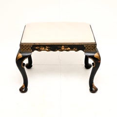 Antiker lackierter Chinoiserie-Hocker