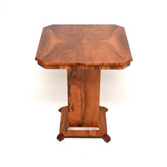 Art Deco Beistelltisch aus strukturiertem Nussbaum