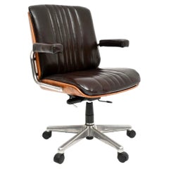 Sedia da scrivania girevole in pelle vintage di Karl Dittert per Giroflex