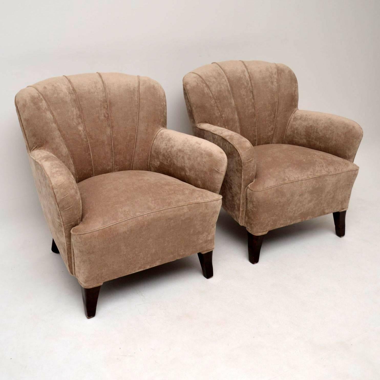 Art Deco Pair of Antique Swedish Scallop Back Armchairs