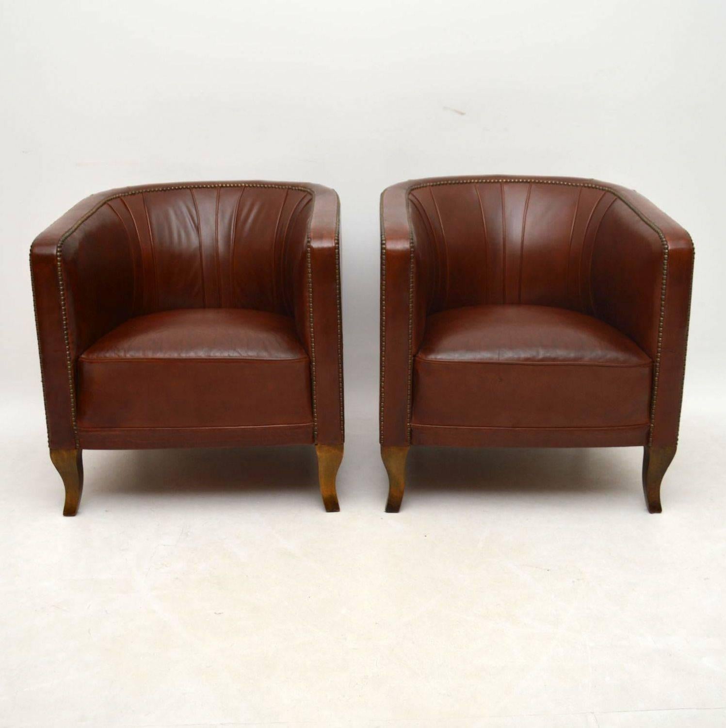 Pair of Antique Swedish Leather Armchairs In Excellent Condition In London, GB