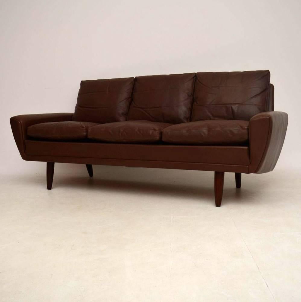 Mid-20th Century Danish Retro Leather 64 Sofa by Gustav Thams, Vintage, 1960s