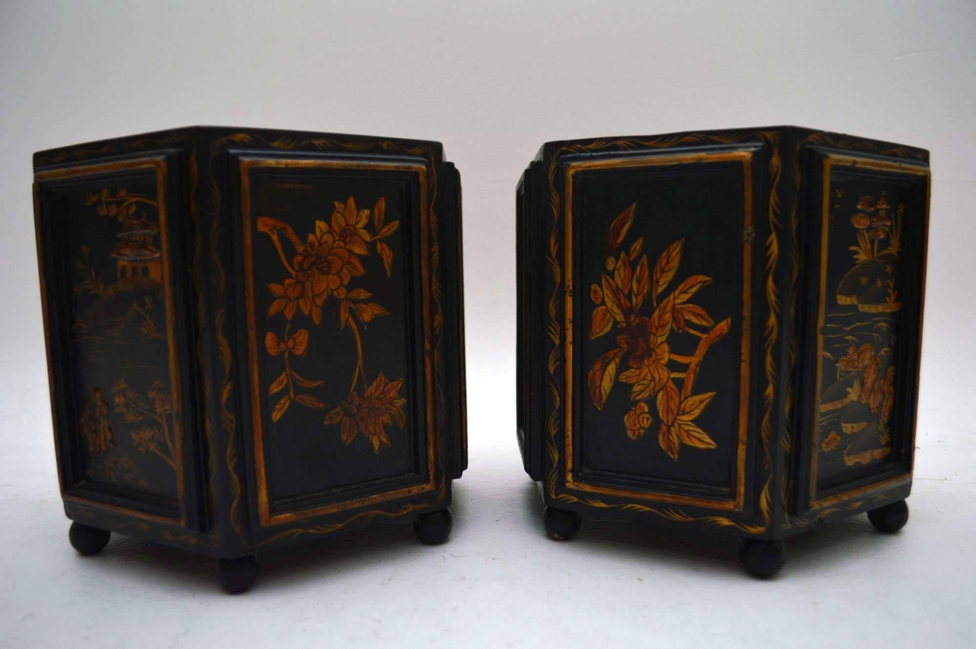 Small Pair of Antique Chinoiserie Plant Pots 2