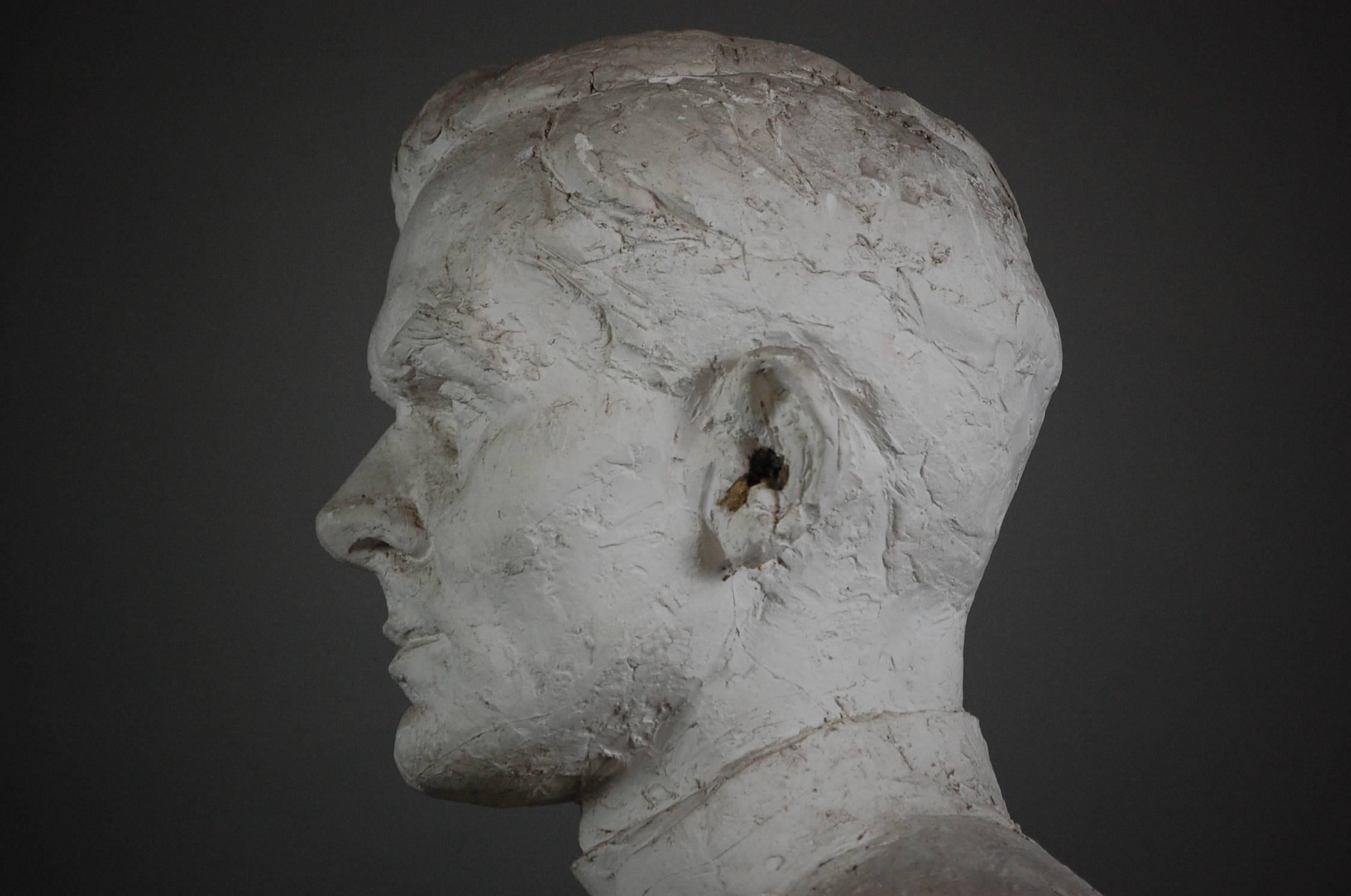 Early 20th Century Plaster Bust of Gentleman 2