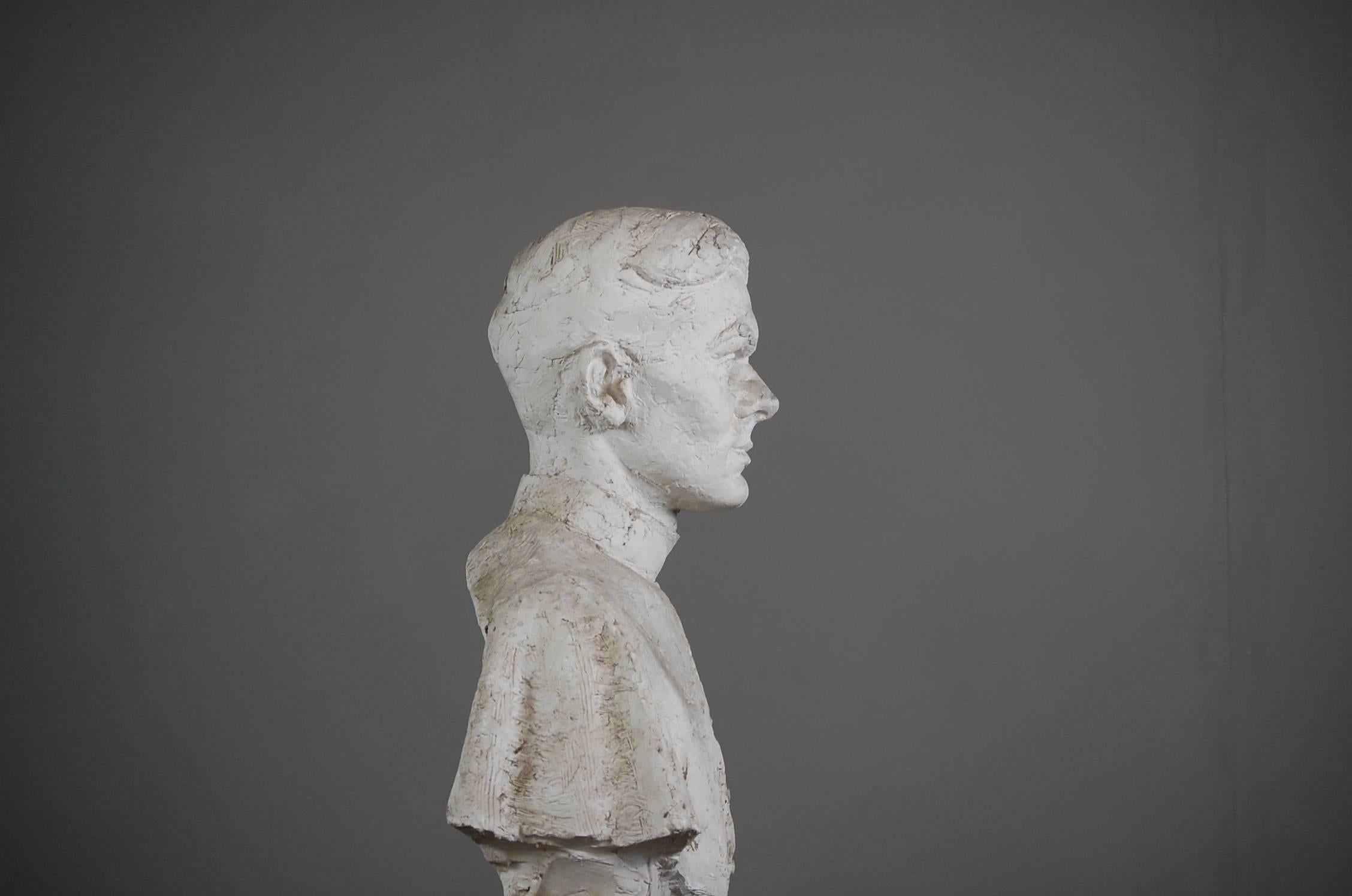 Early 20th Century Plaster Bust of Gentleman 1