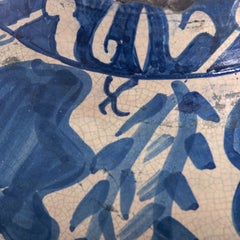 Coppia di grandi vasi portoghesi in maiolica in stile Coimbra del XX secolo