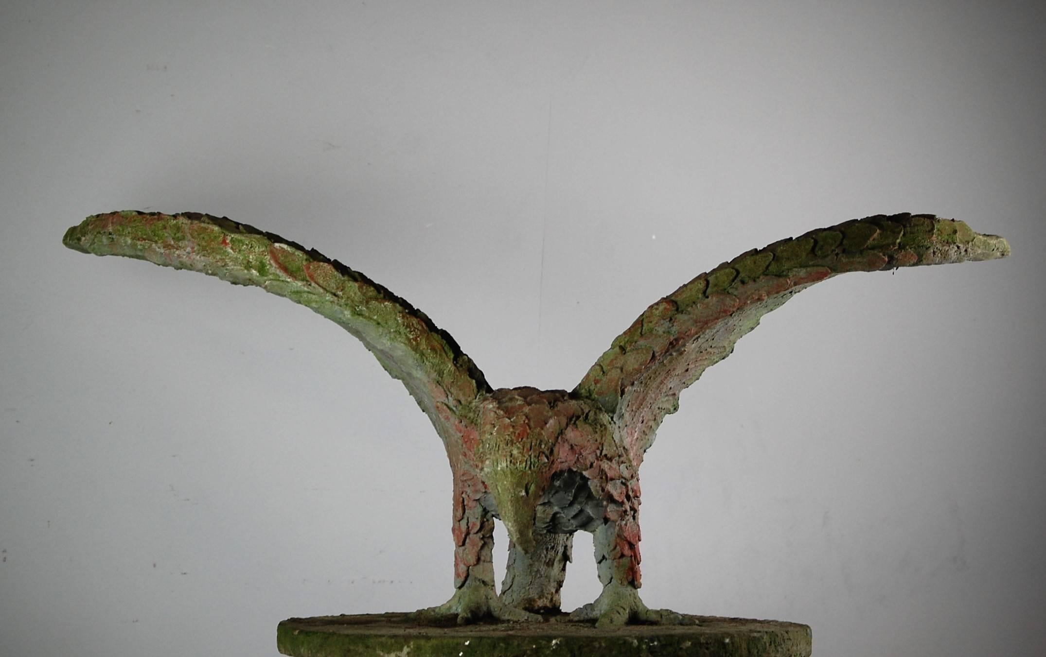 Early 20th Century Handmade Weathered Eagle Sculpture In Excellent Condition In Pease pottage, West Sussex