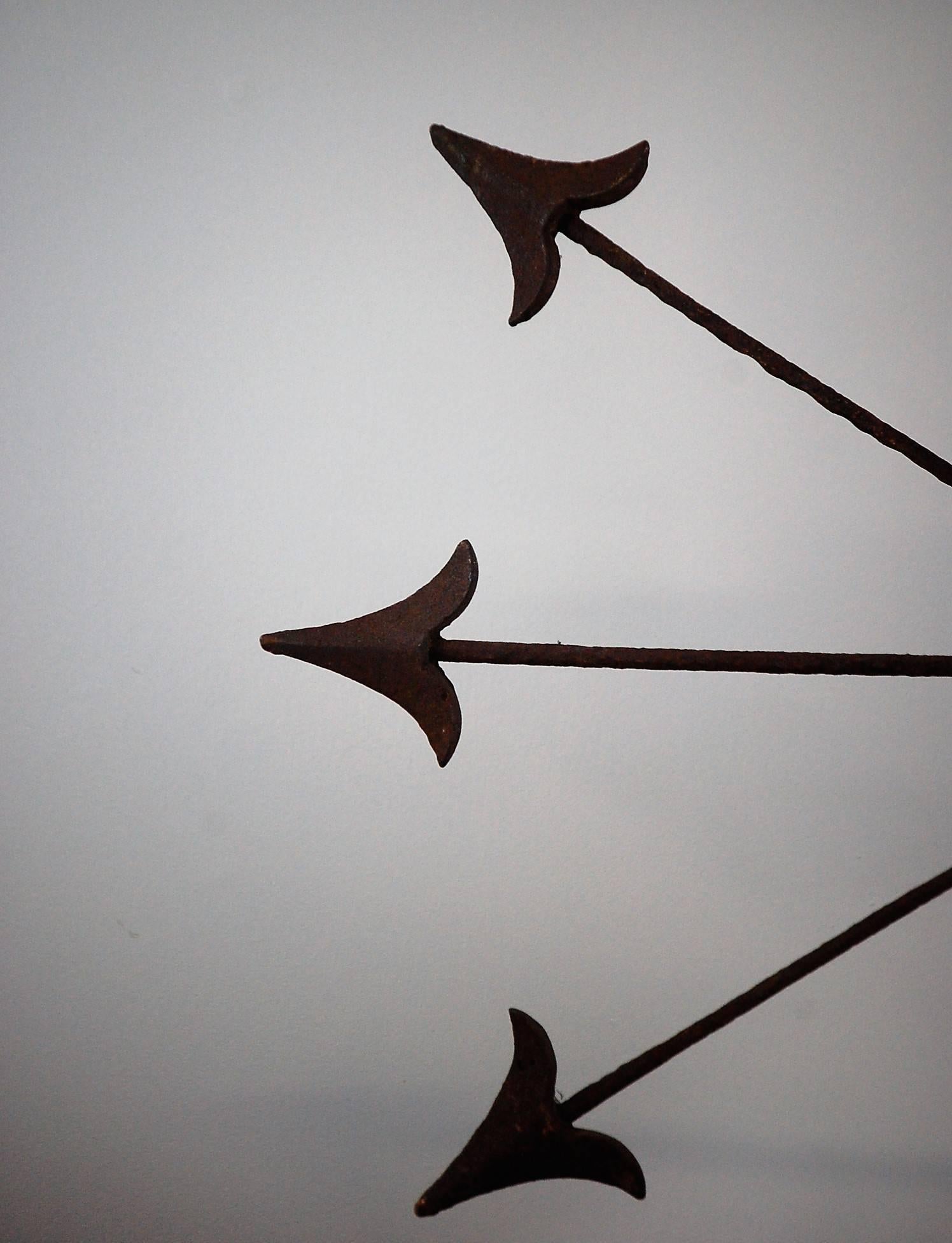 Late 19th Century Wrought Iron Arrow Weathervane In Good Condition In Pease pottage, West Sussex