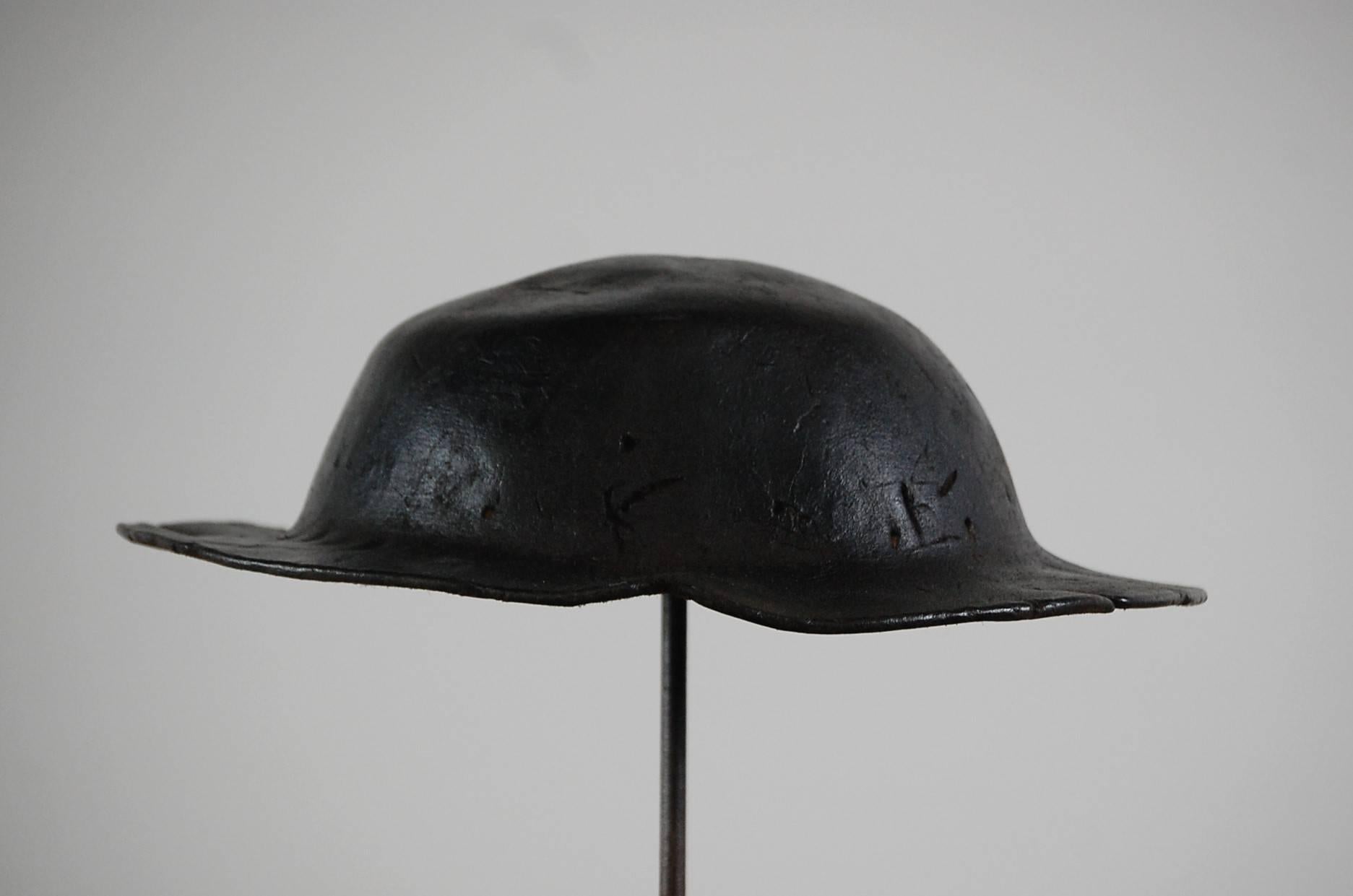 casque de mineur en cuir