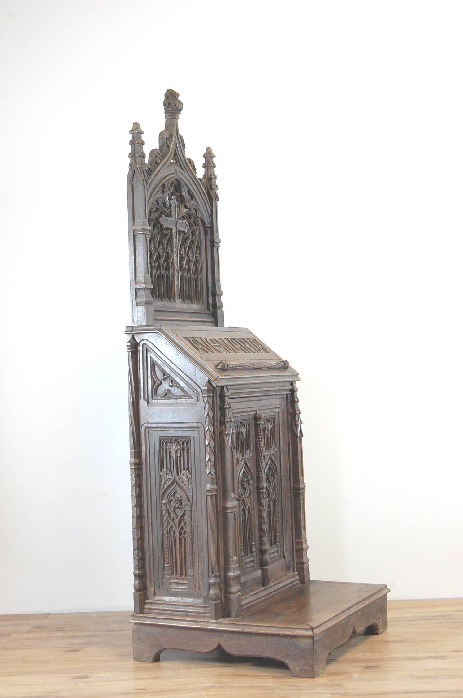 French 19th Century Carved Oak Prie-Dieu