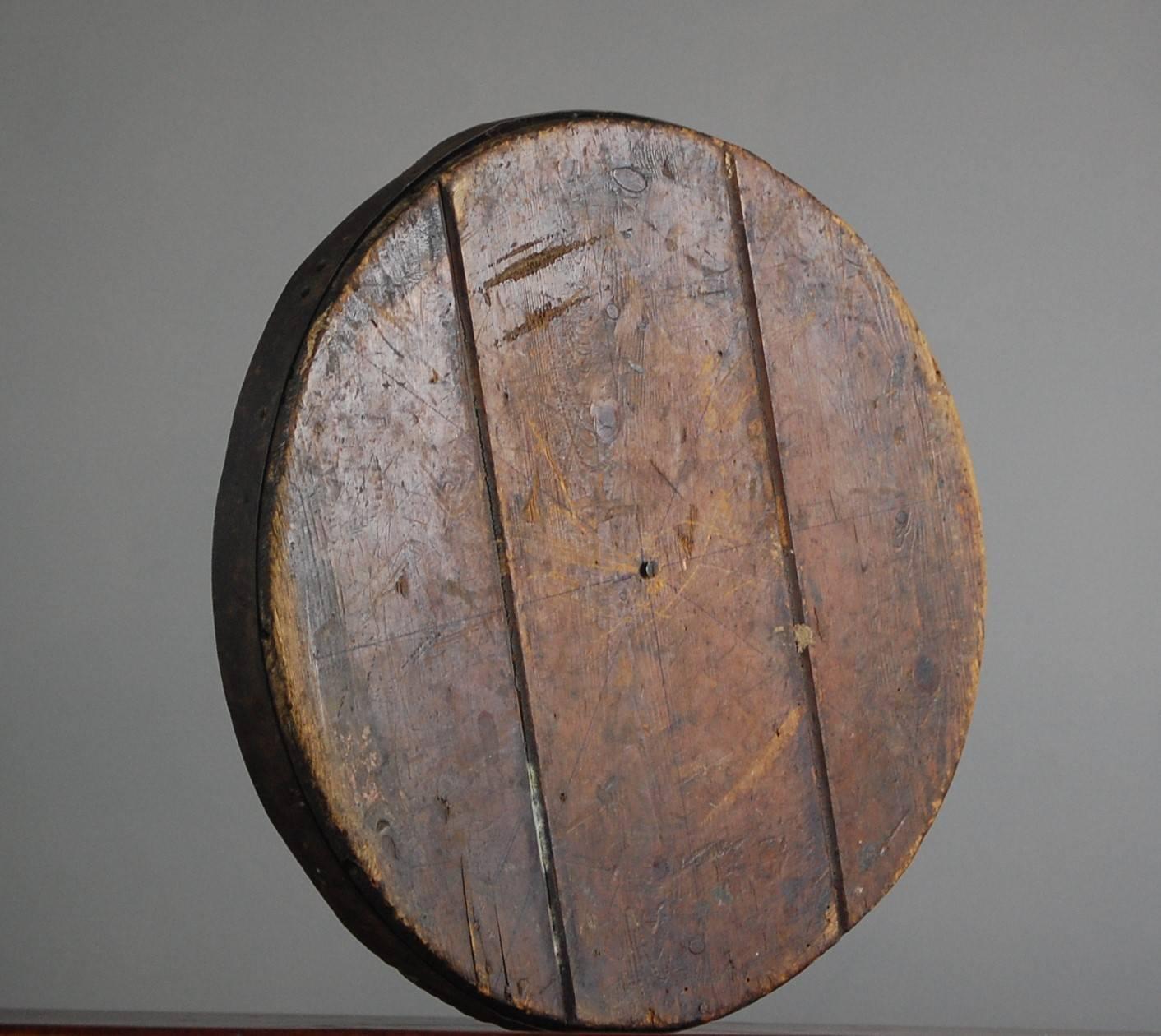 English Late 19th Century Vernacular Tavern Dartboard In Good Condition In Pease pottage, West Sussex