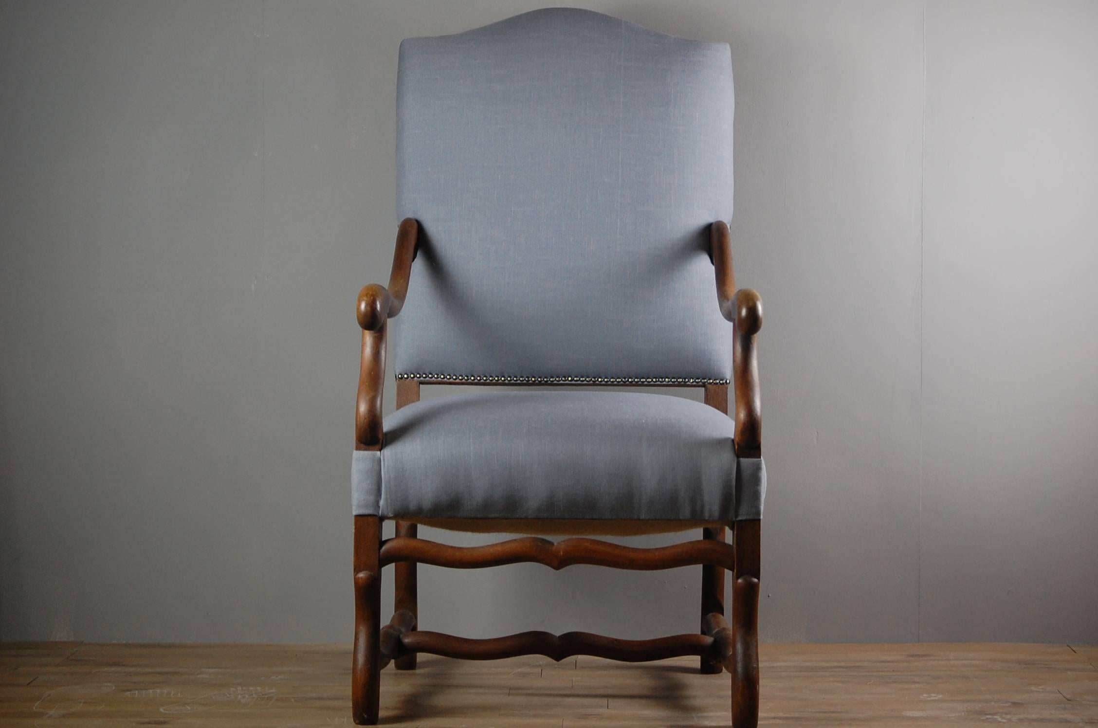 Large French Os de Mouton Armchair In Excellent Condition In Pease pottage, West Sussex