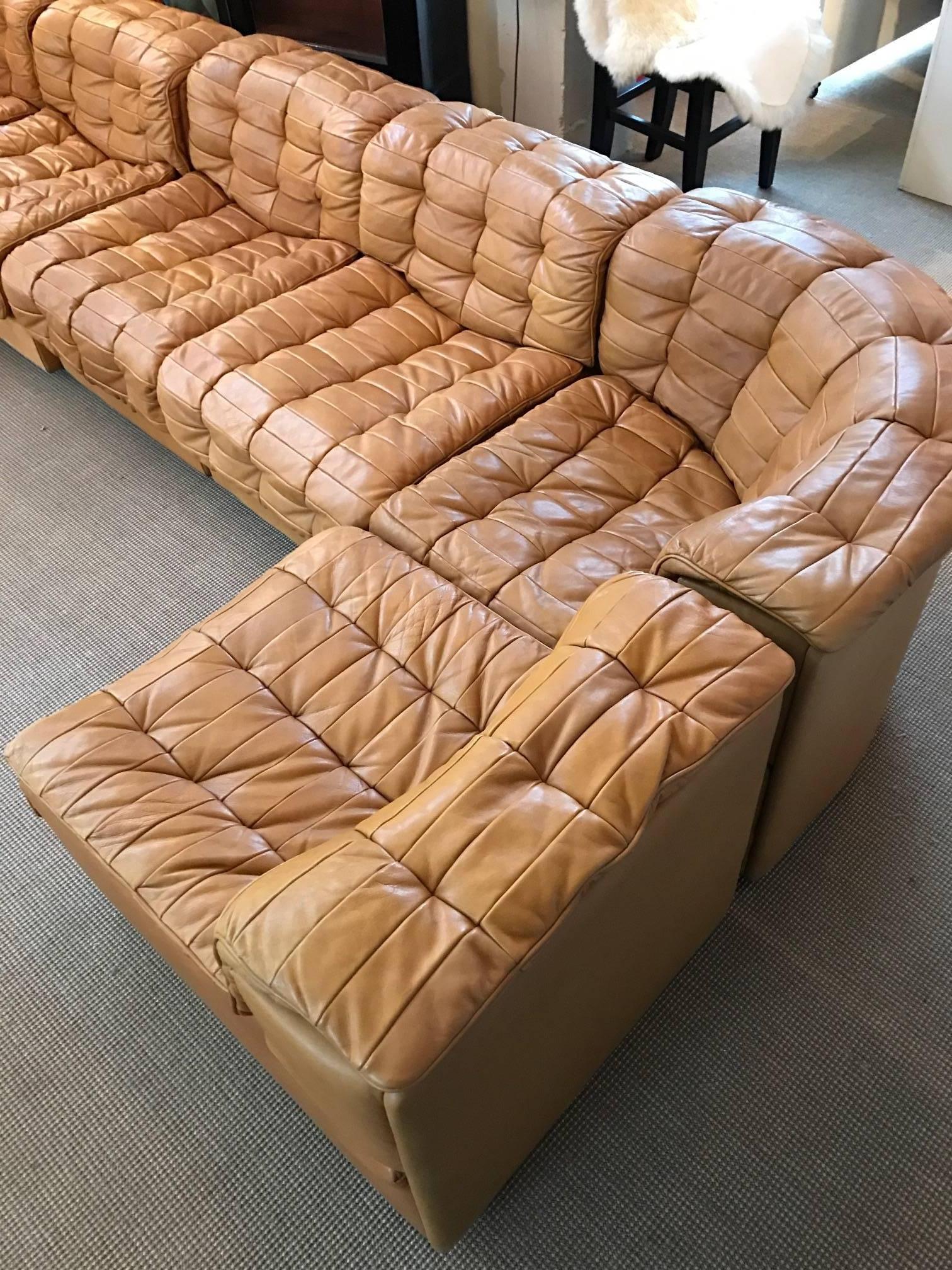 De Sede Eight Sections Sofa, DS11 Model In Good Condition In Saint-Ouen, FR