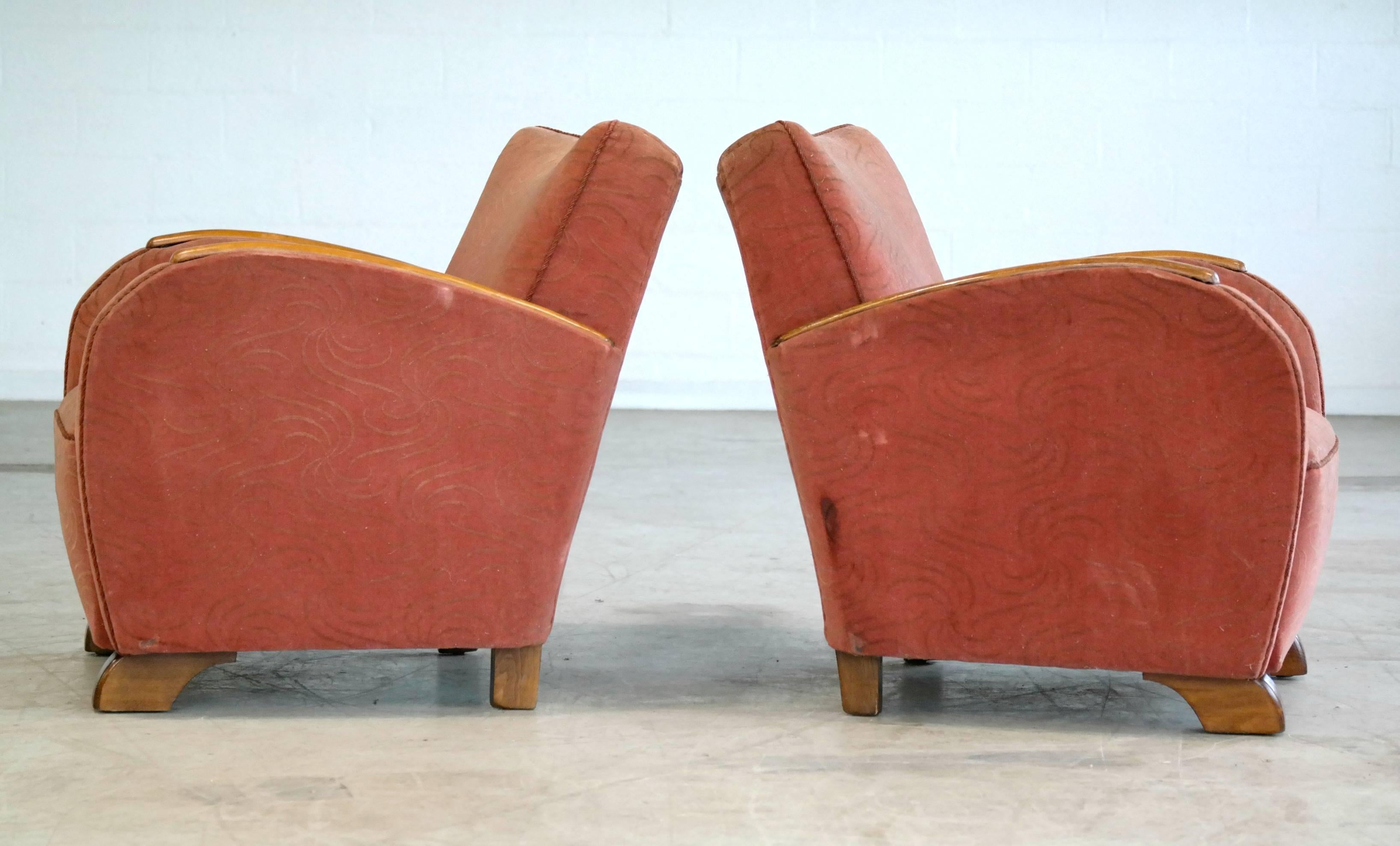 Danish 1930s Art Deco Pair of Club Chairs In Good Condition In Bridgeport, CT