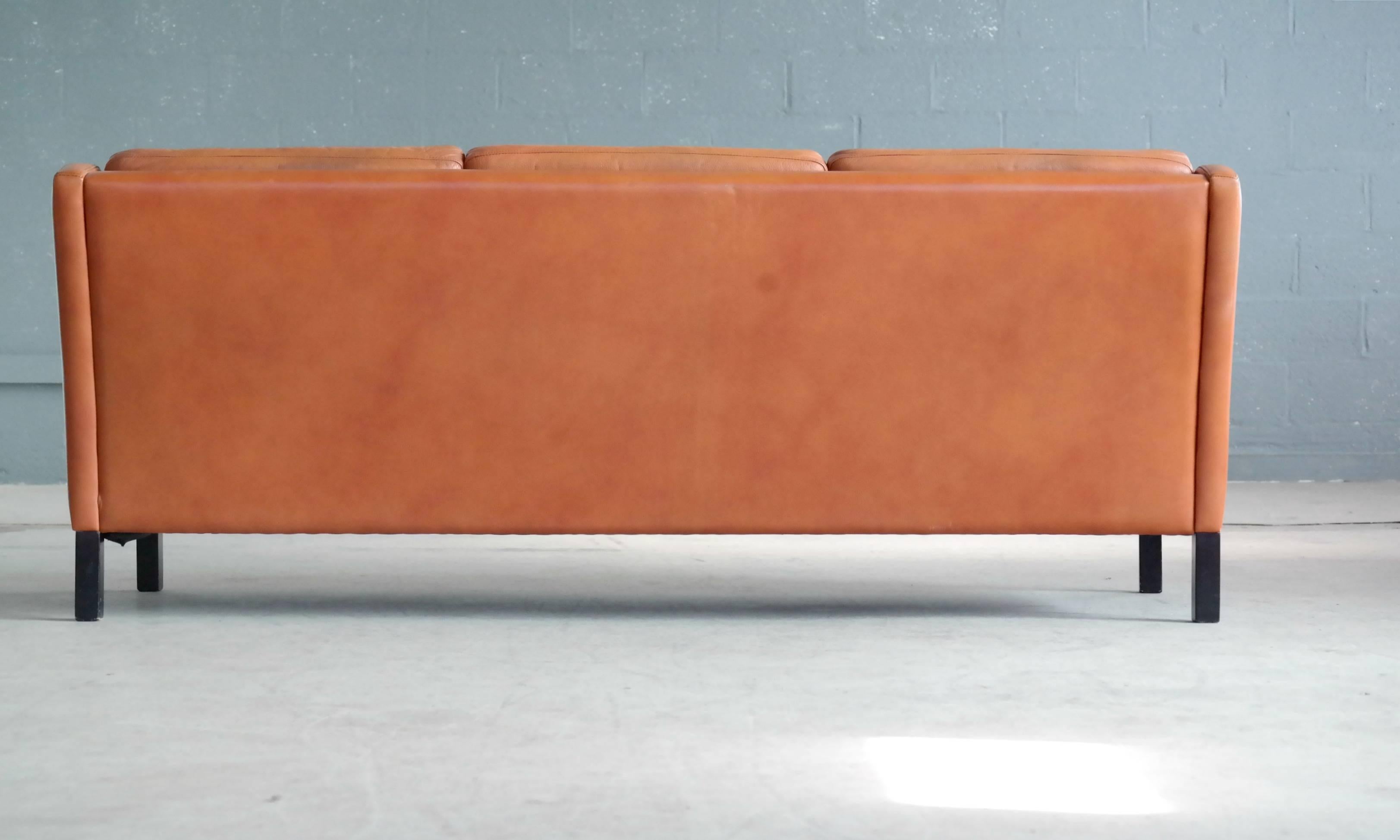 Børge Mogensen Style Three-Seat in Cognac Leather by Georg Thams, Denmark 3