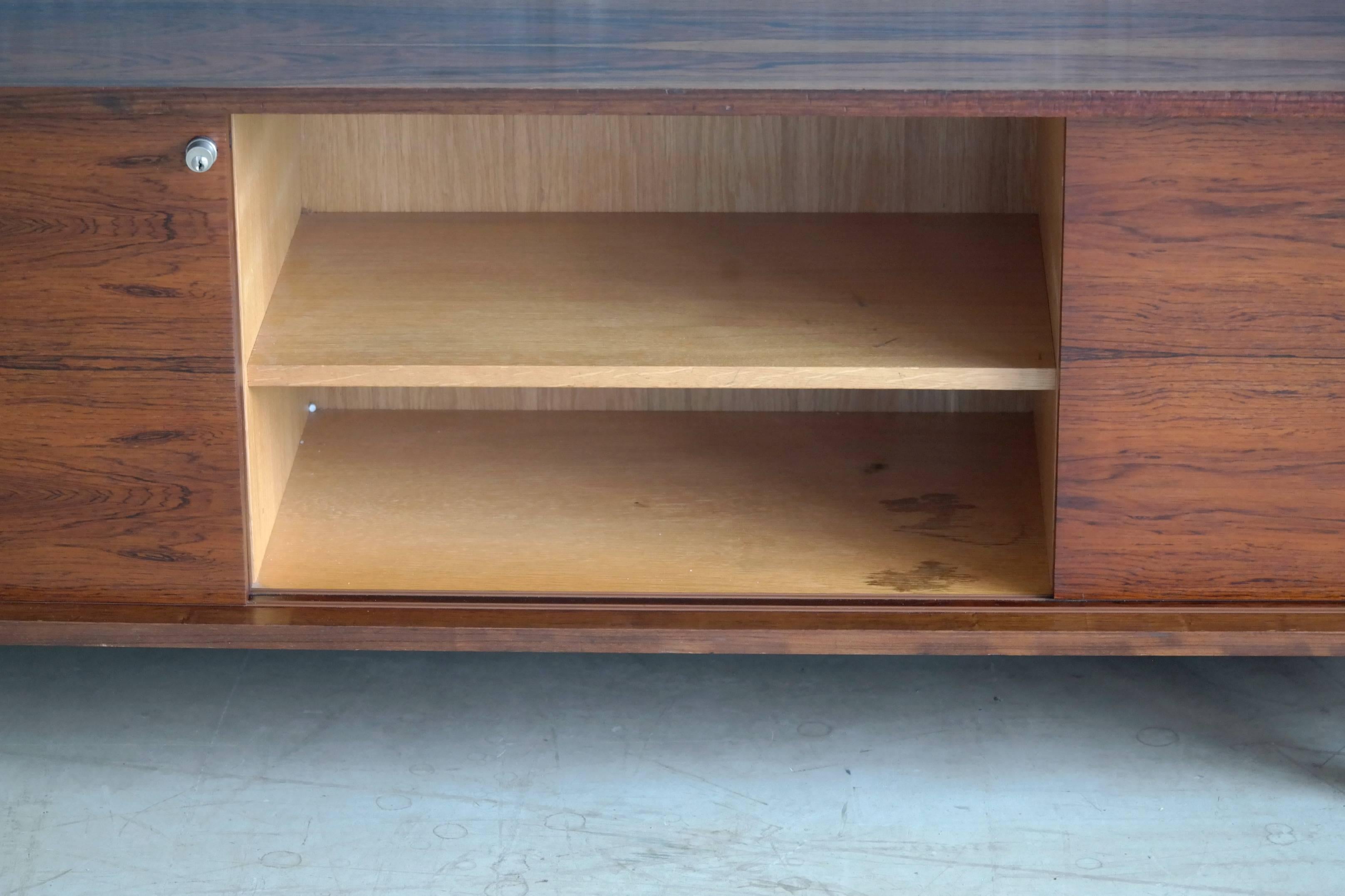 Danish 1960s Low Credenza in Rosewood by Bodil Kjaer for E. Pedersen and Son In Good Condition In Bridgeport, CT