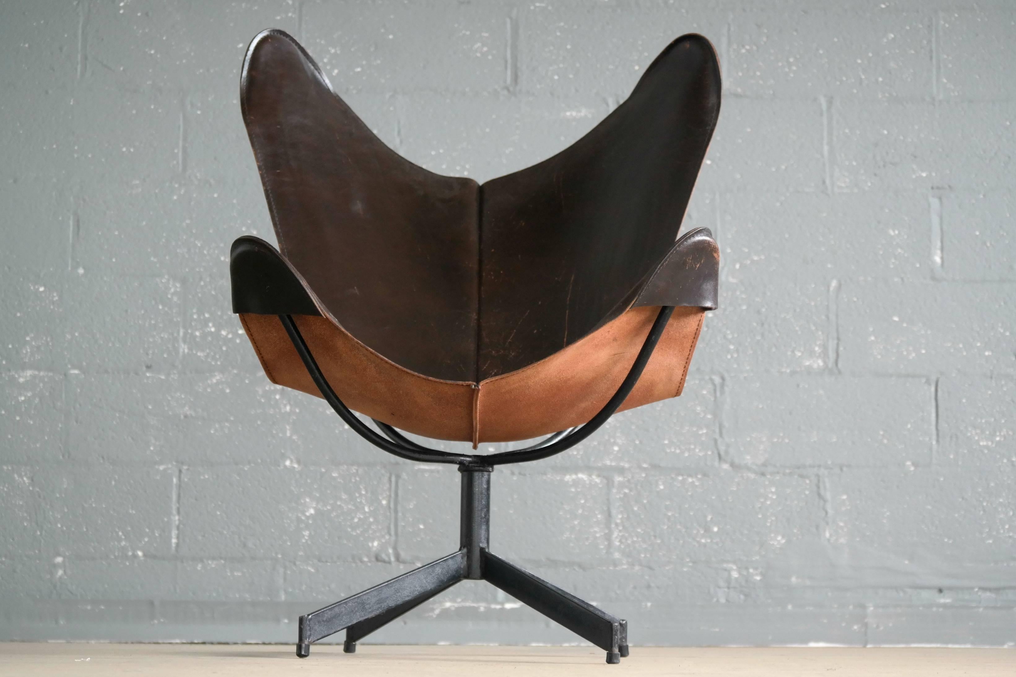 Mid-Century Modern 1960s Butterfly Sling Chair and Ottoman in Saddle Leather by William Katavolos