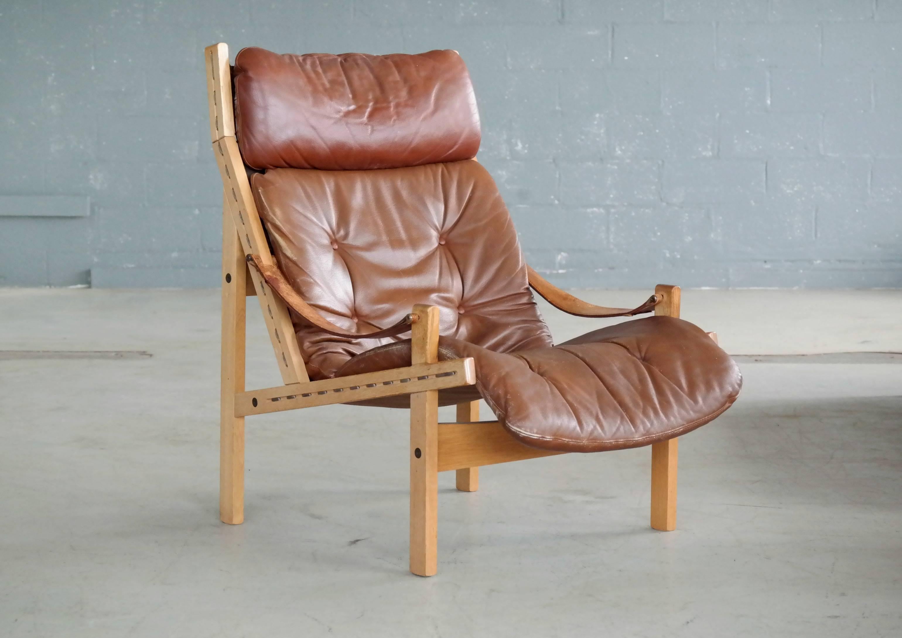 Classic safari style high back easy chair model 