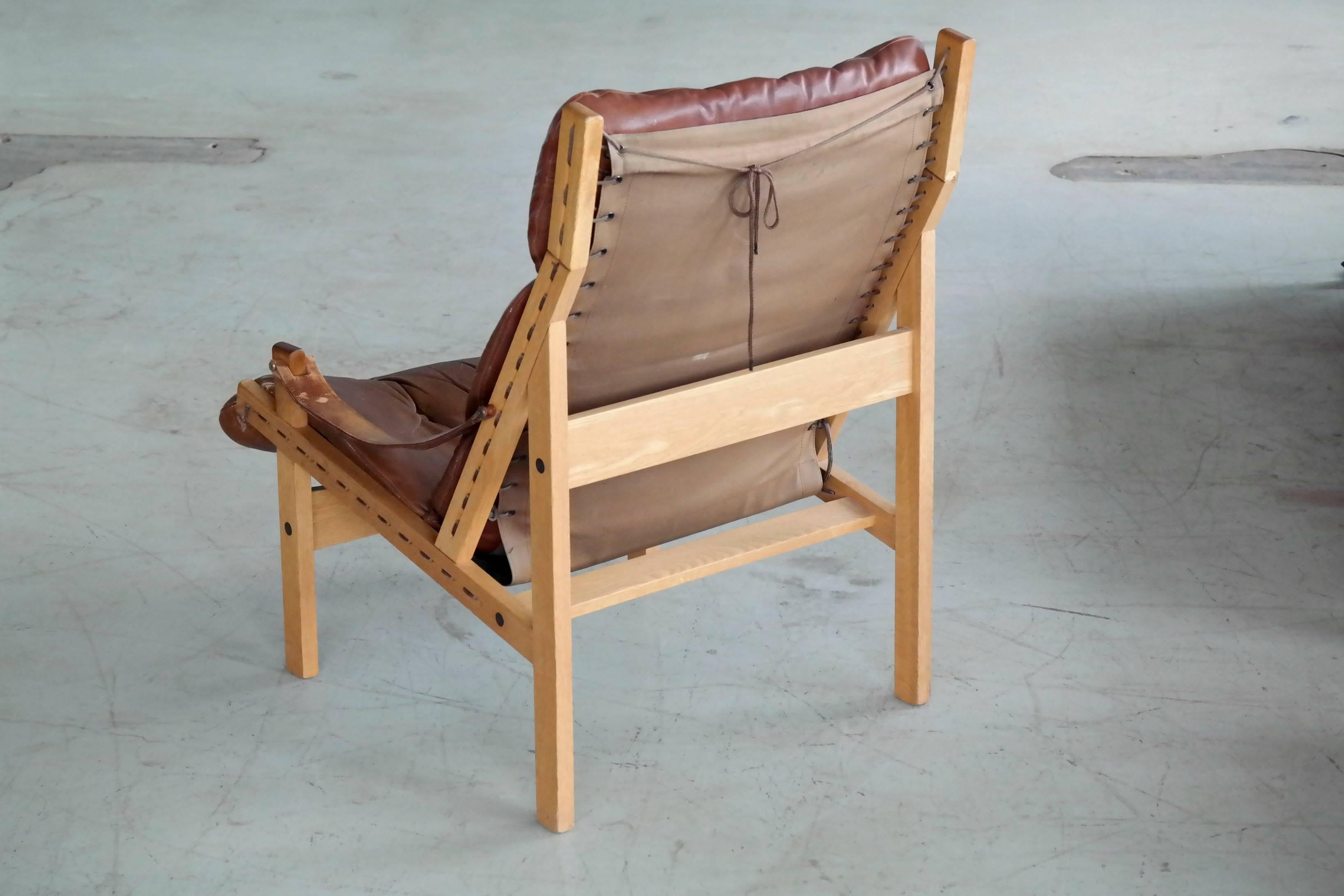Pair of 1960s Easy Chairs Model Hunter by Torbjørn Afdal for Bruksbo, Norway In Good Condition In Bridgeport, CT