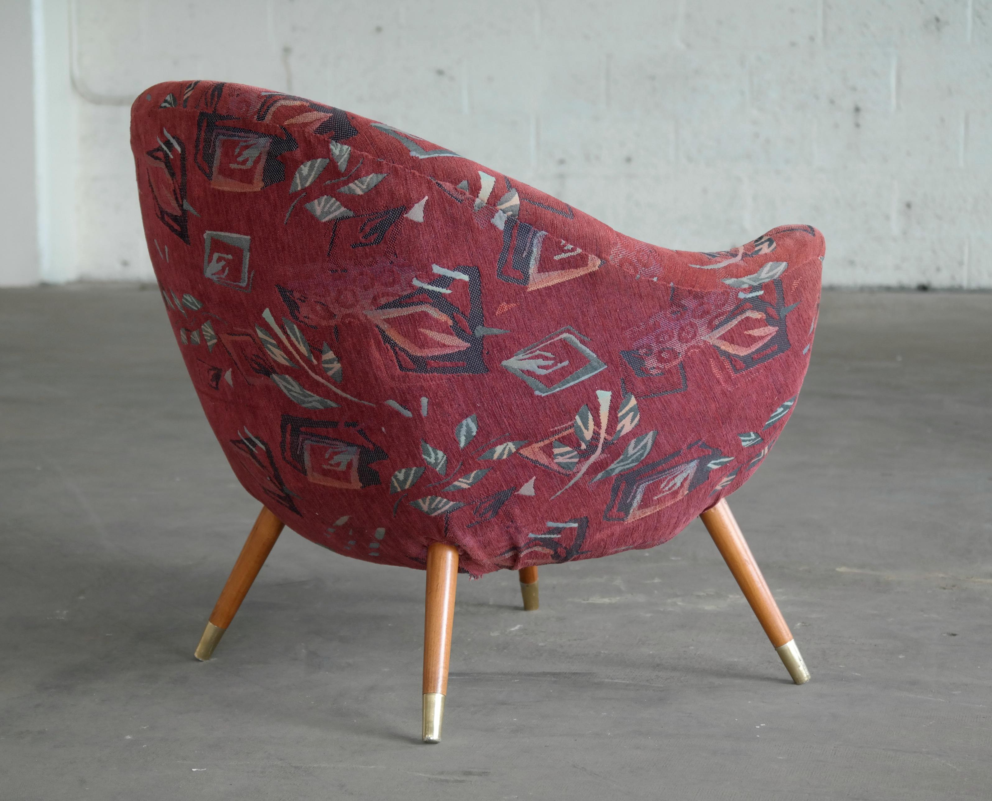 Italian Midcentury Lounge Chair in the Style of Gio Ponti, circa 1960 3
