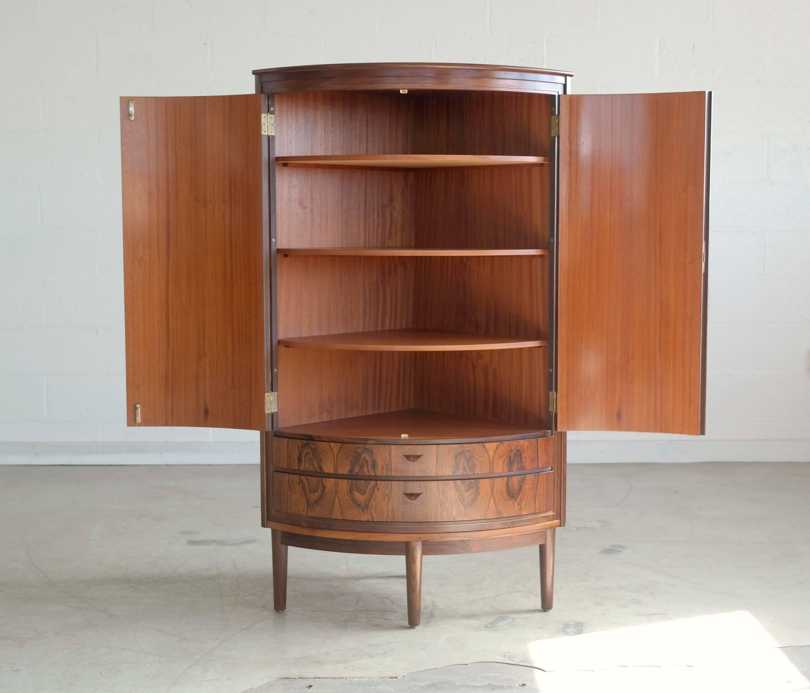 Mid-Century Modern Superb Rosewood Corner Cabinet Attributed to Agner Christoffersen