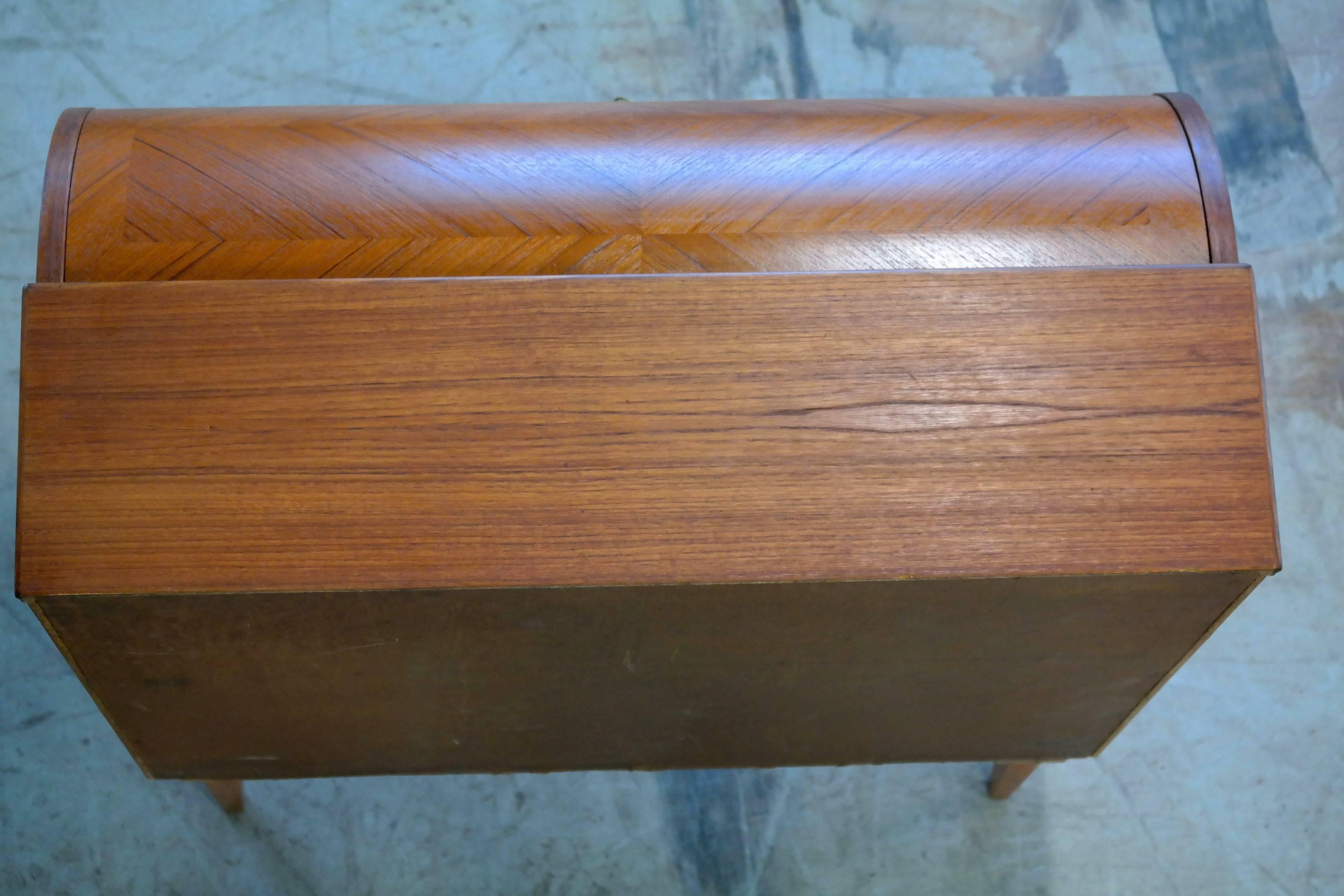 Danish Mid-Century Roll-Top Desk or Secretary in Teak 2