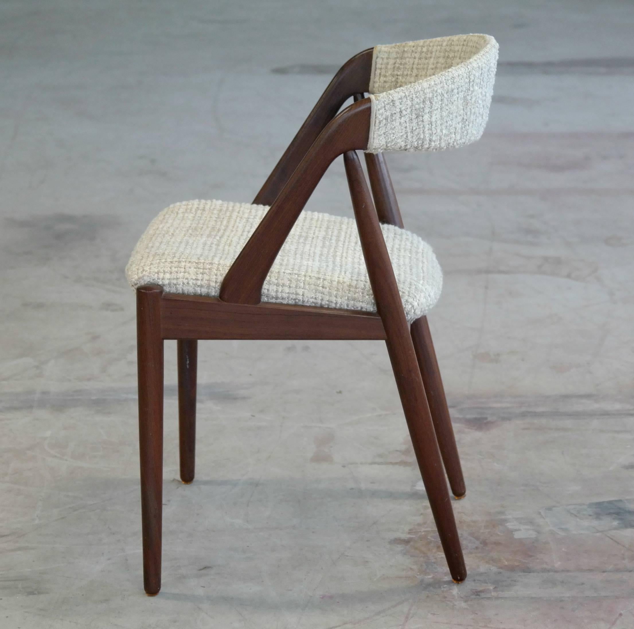 Mid-Century Modern Set of Eight Dining Chairs Model 31 in Rosewood by Kai Kristiansen
