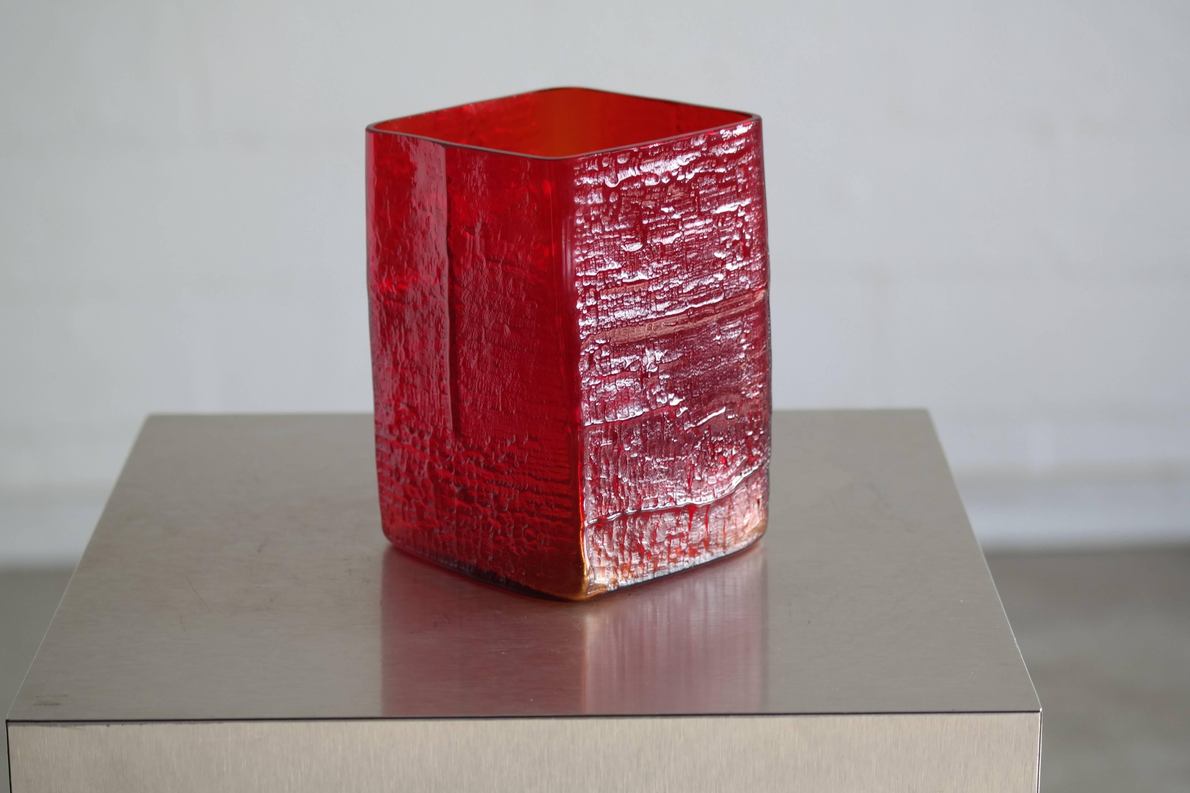 Per Lÿtken for Holmegaard Glasvaerk Red Glass Vases designed  In Excellent Condition In Bridgeport, CT