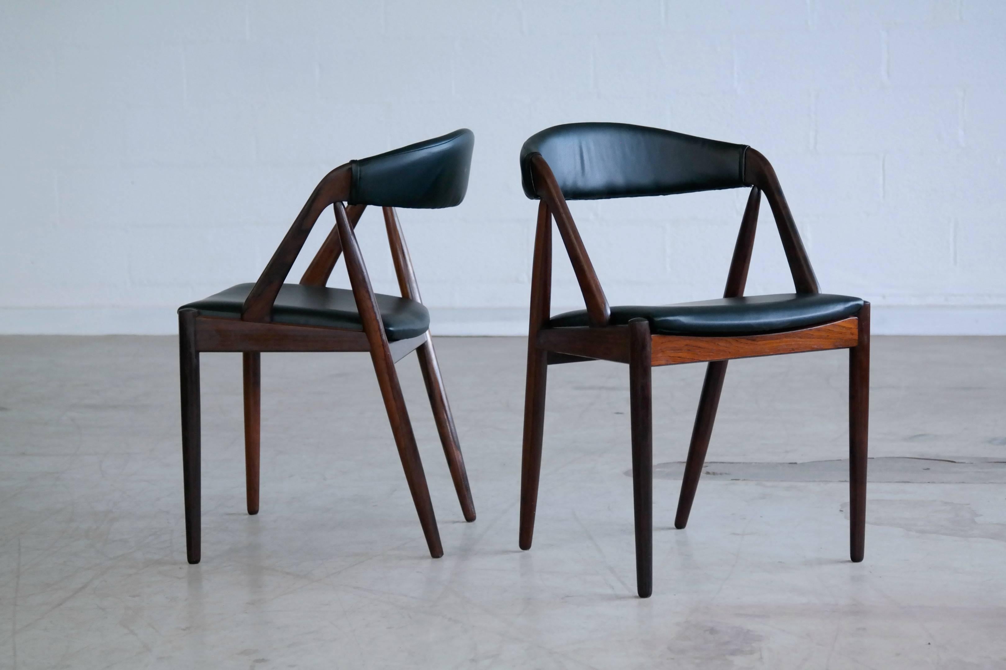  Kai Kristiansen Model 31 Set of Four Dining Chairs in Rosewood  In Excellent Condition In Bridgeport, CT