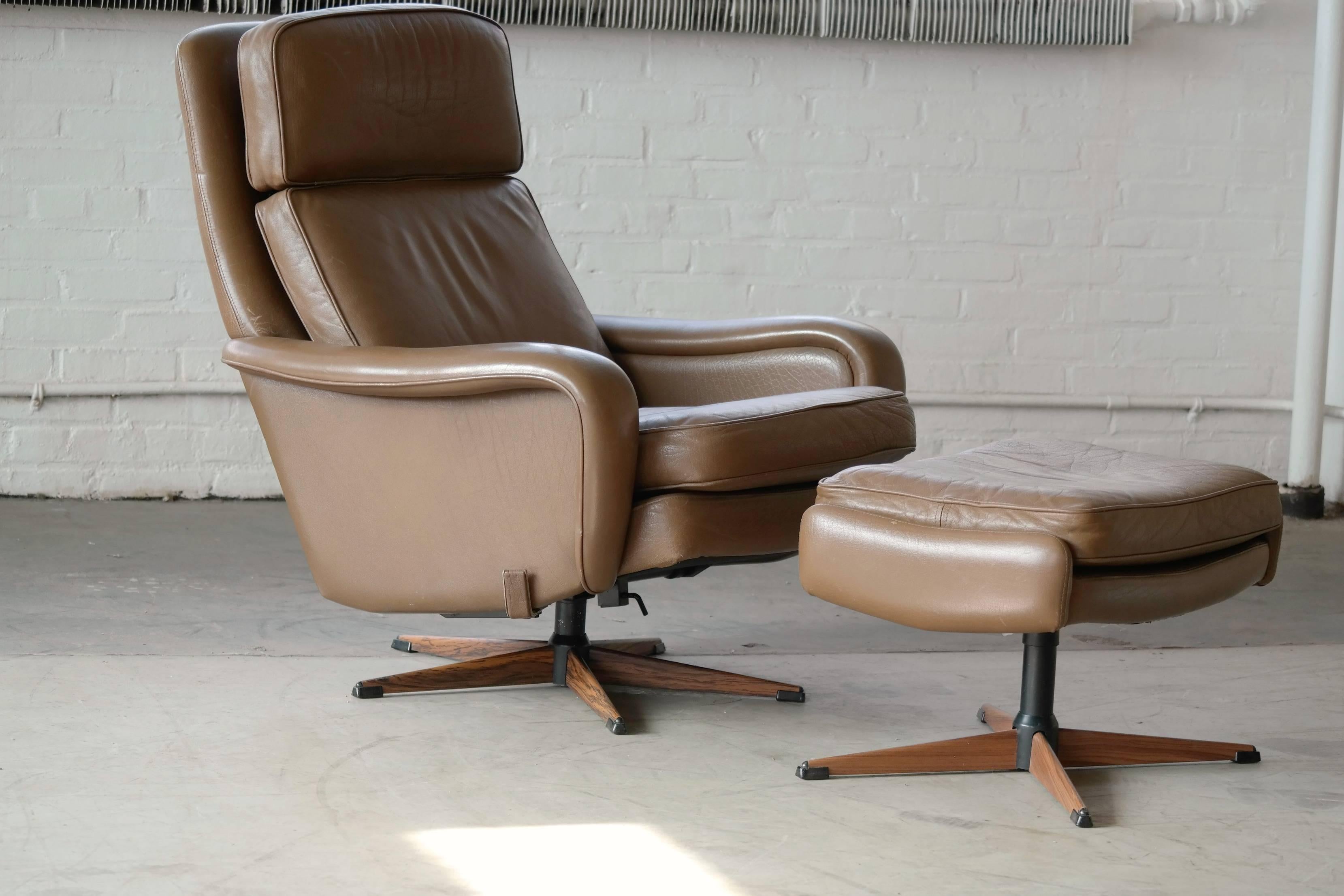 mid century modern swivel lounge chair and ottoman