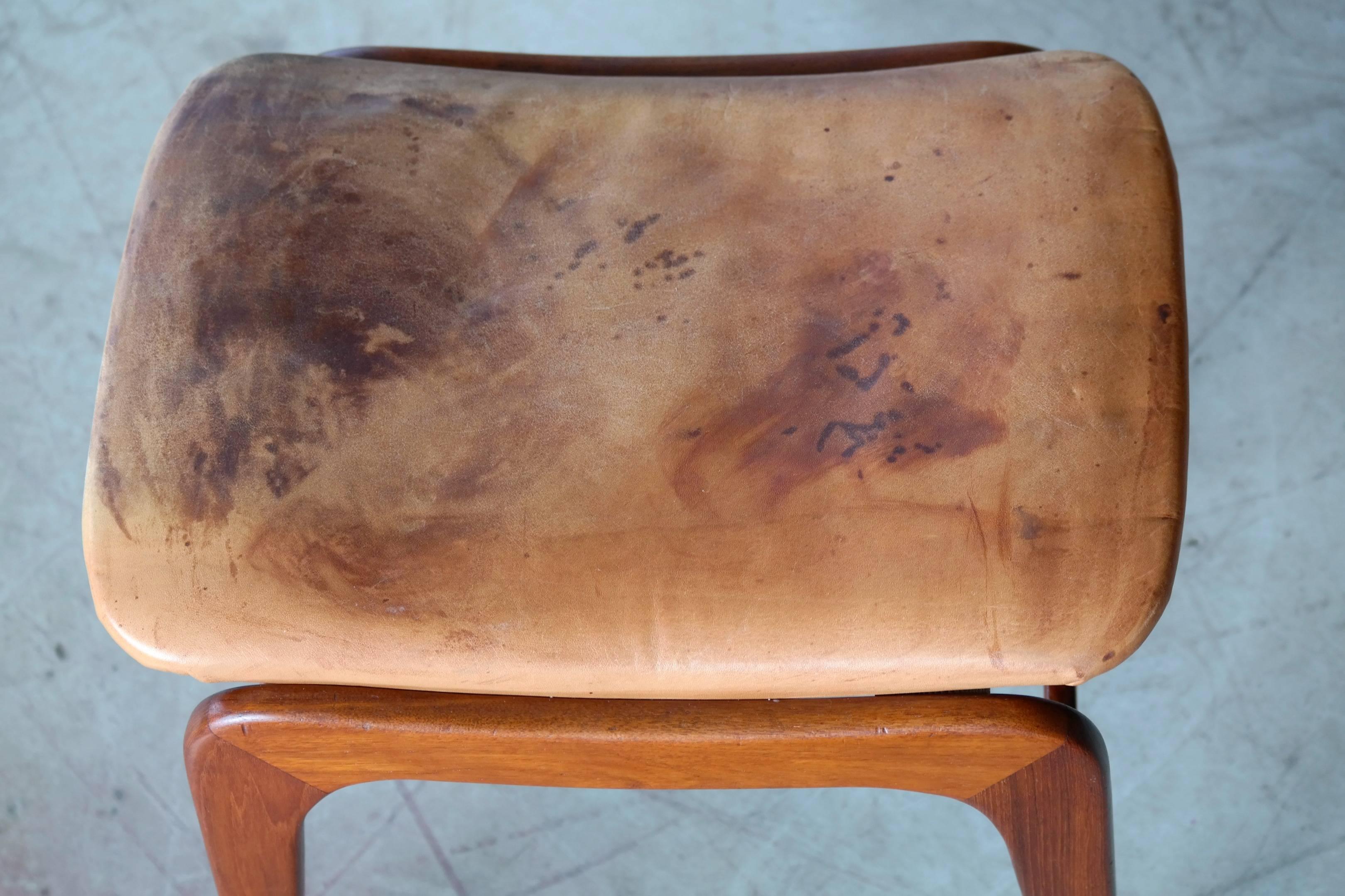 Mid-Century Modern Danish Mid-Century Footstool in Teak and Tan Leather style of Fritz Hansen