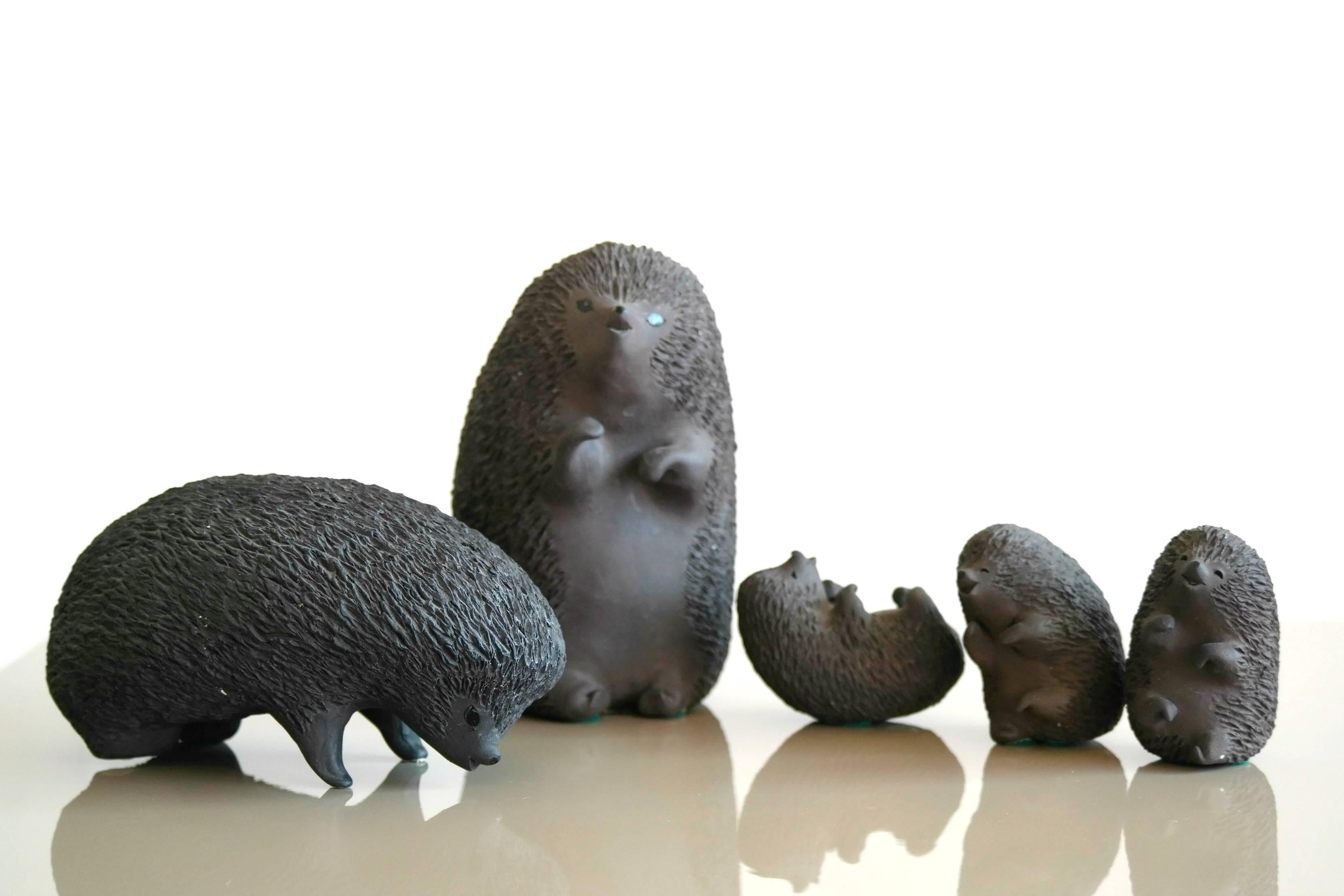 Family of five super cute hedgehogs designed by Ellen Karlsen for Kahler keramik of Denmark in the 1960s. Beautiful detailing. Very sought after.
