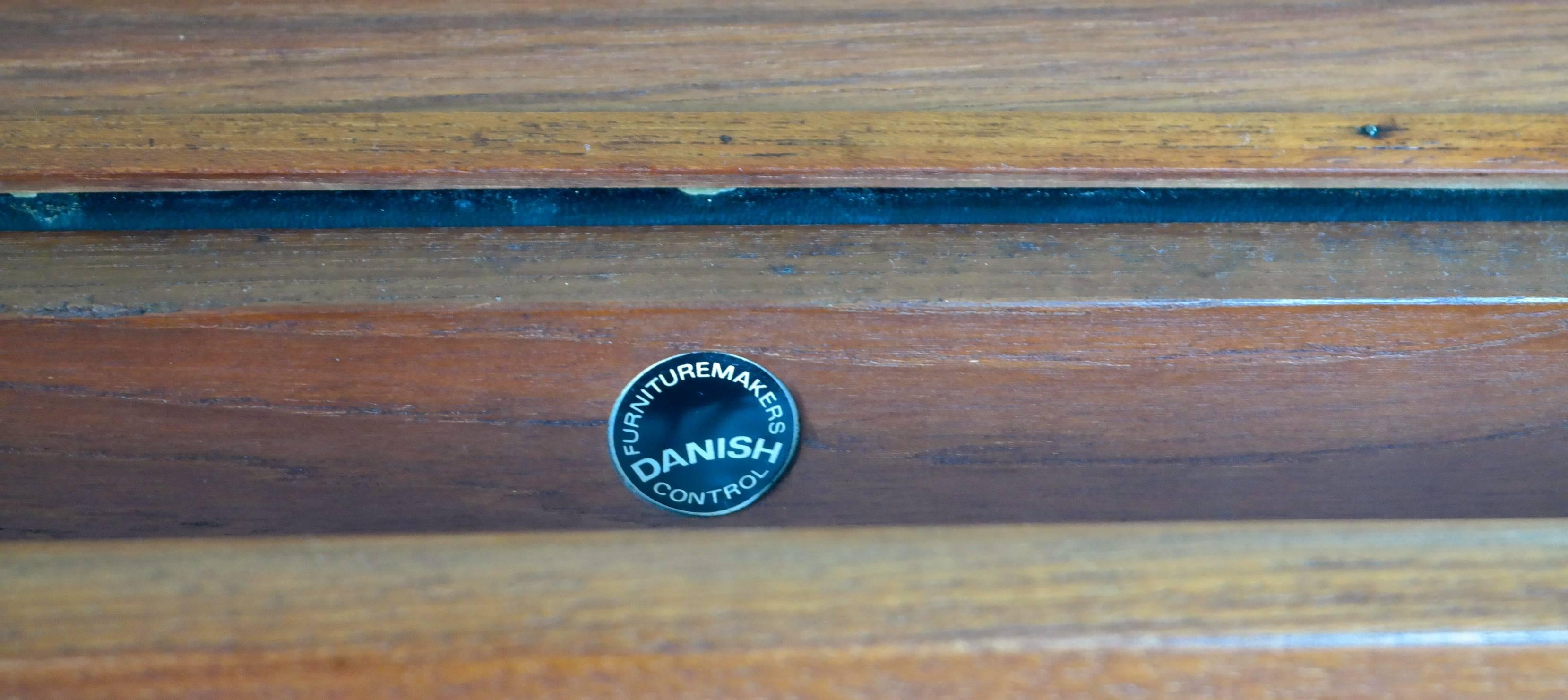 Mid-20th Century Danish Mid-Century Teak Luggage Rack and Bench