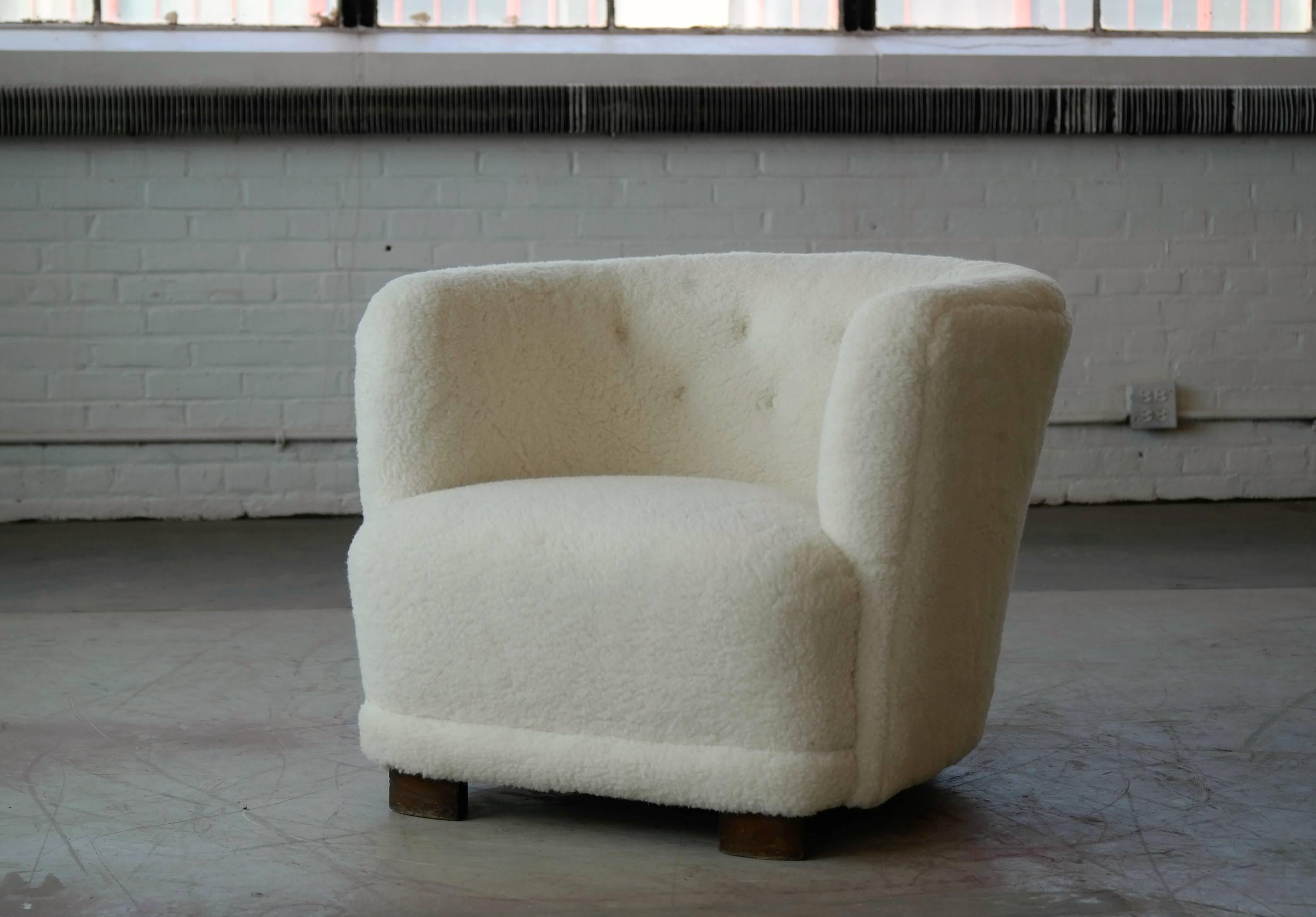 Viggo Boesen Style Pair of Lounge Chairs by Slagelse Mobelvaerk 1