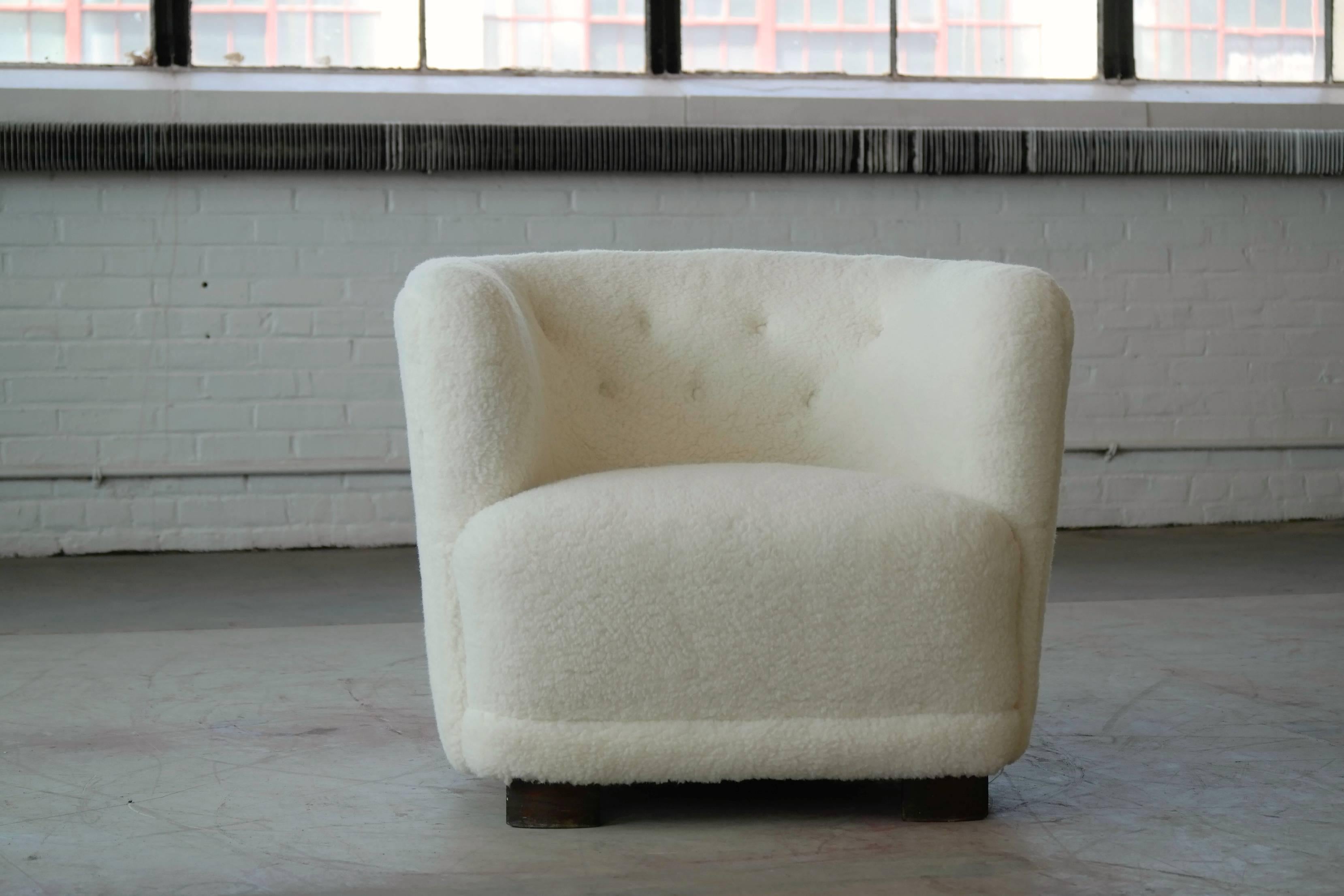 Viggo Boesen Style Pair of Lounge Chairs by Slagelse Mobelvaerk 2