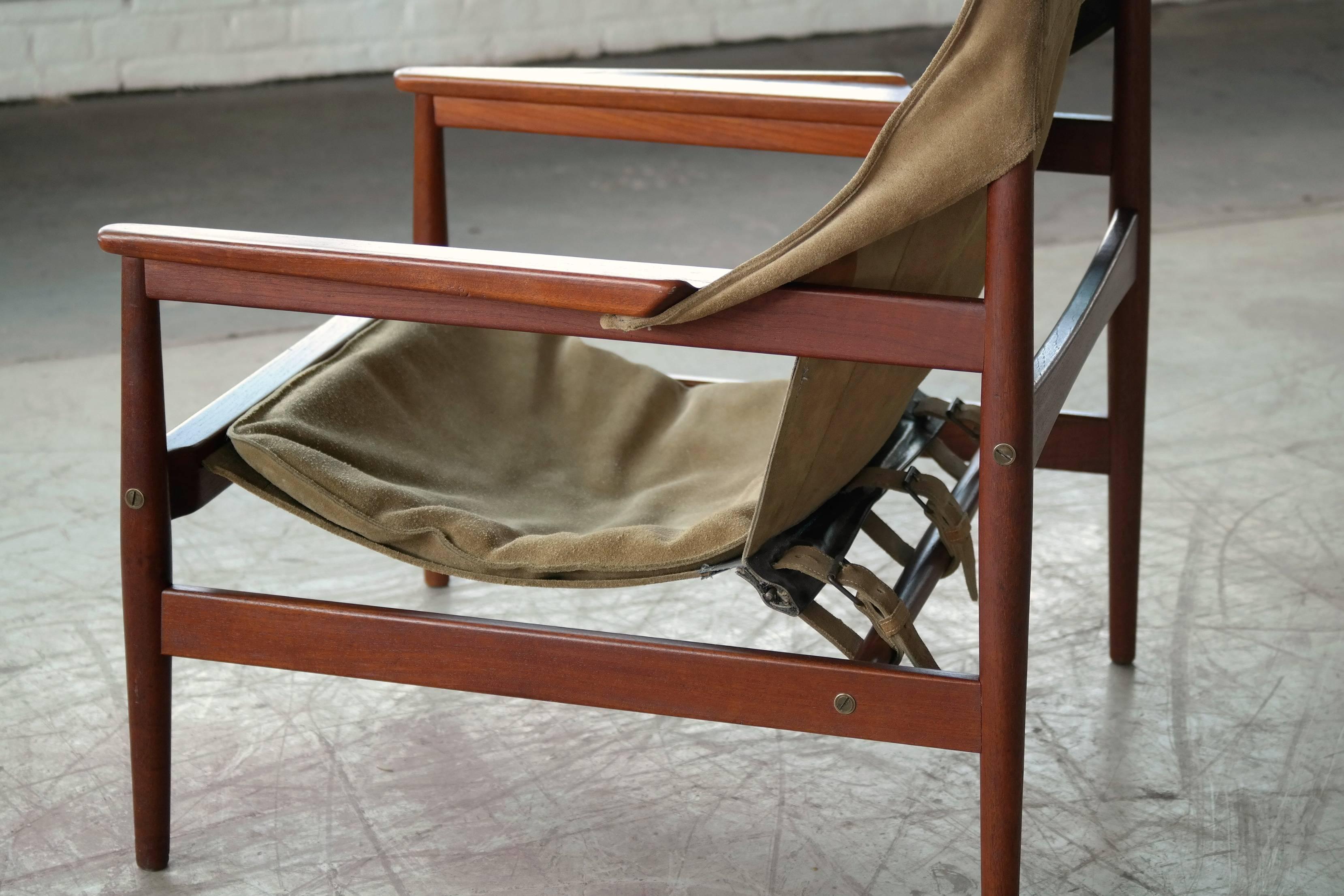 Mid-Century Modern Hans Olsen Safari Sling Chair in Teak and Tan Suede for Viska Mobler, Sweden