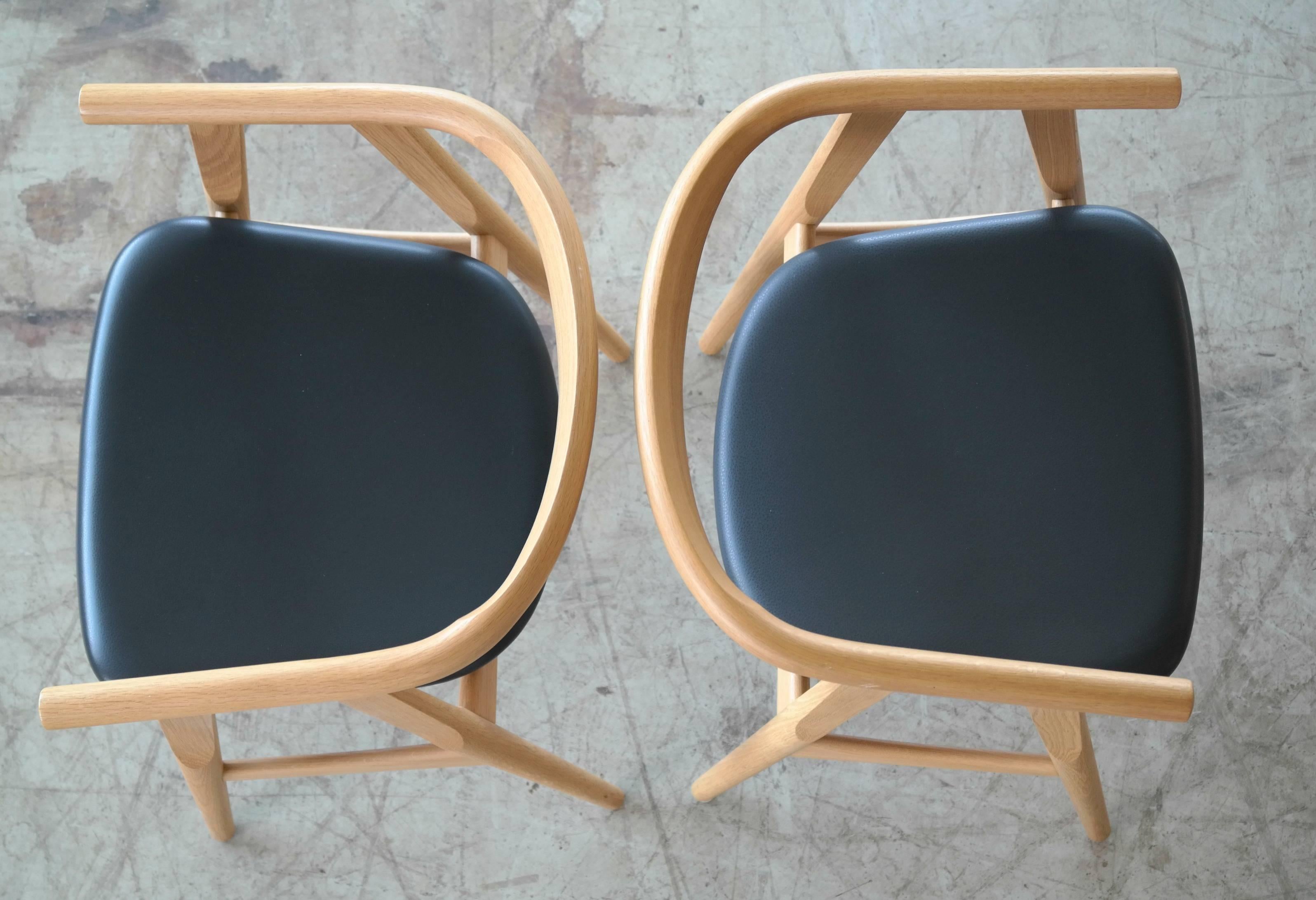 Hans Wegner Dining Chairs in Oak Model 525 for GETAMA 2