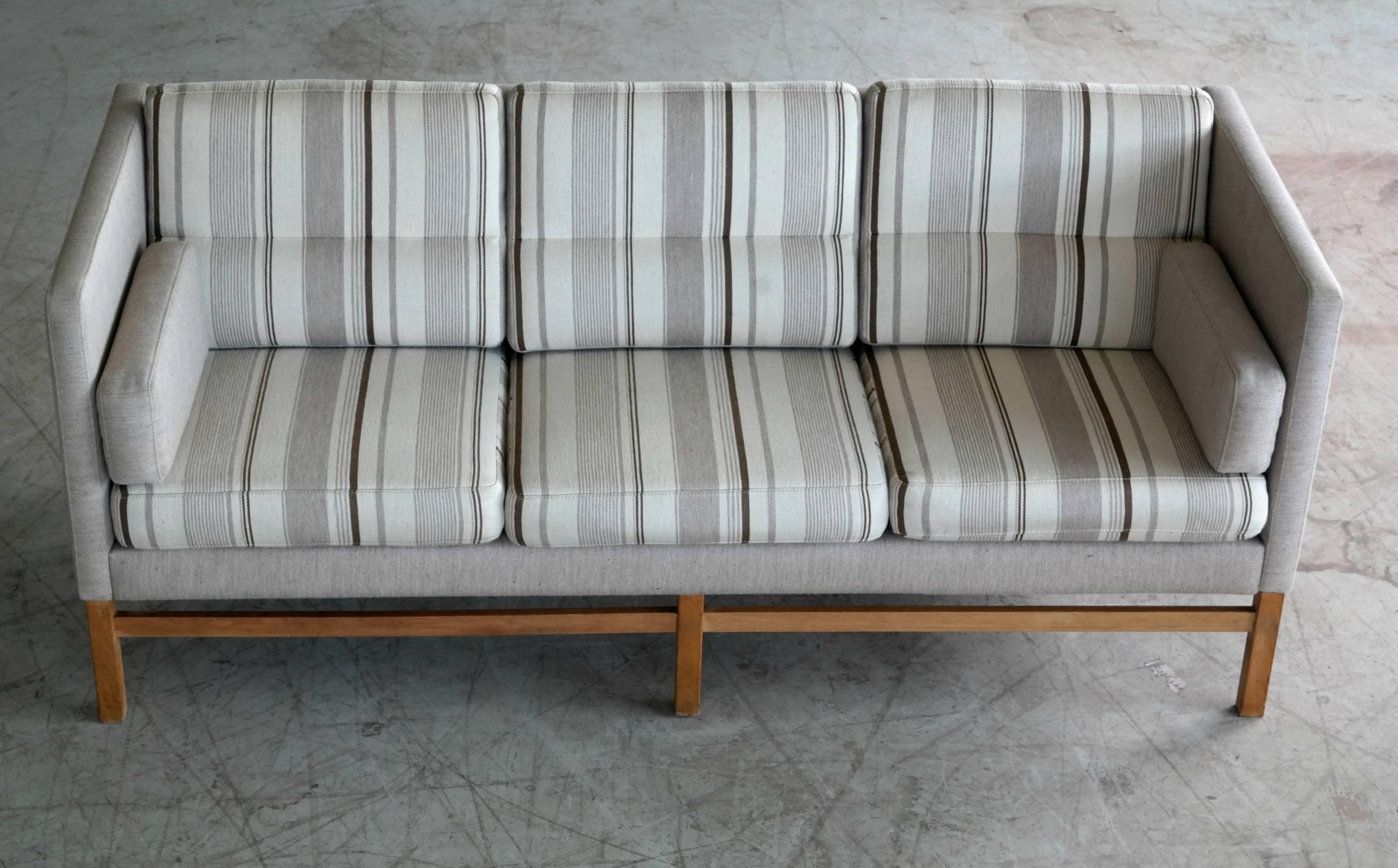 Erik Jørgensen Style Sofa in Wool and Oak 2