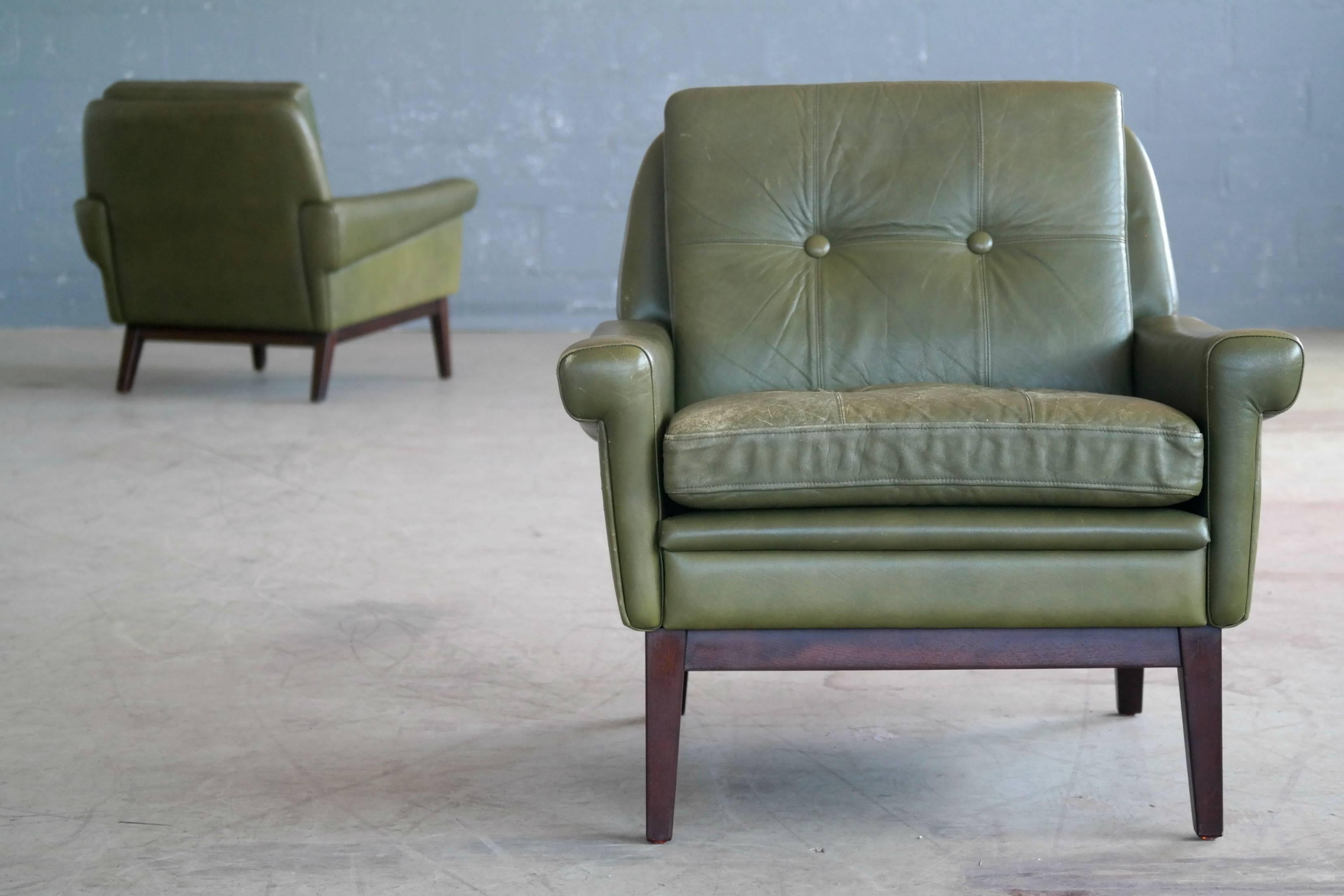 Svend Skipper Pair of Lounge Chairs in Green Leather 3