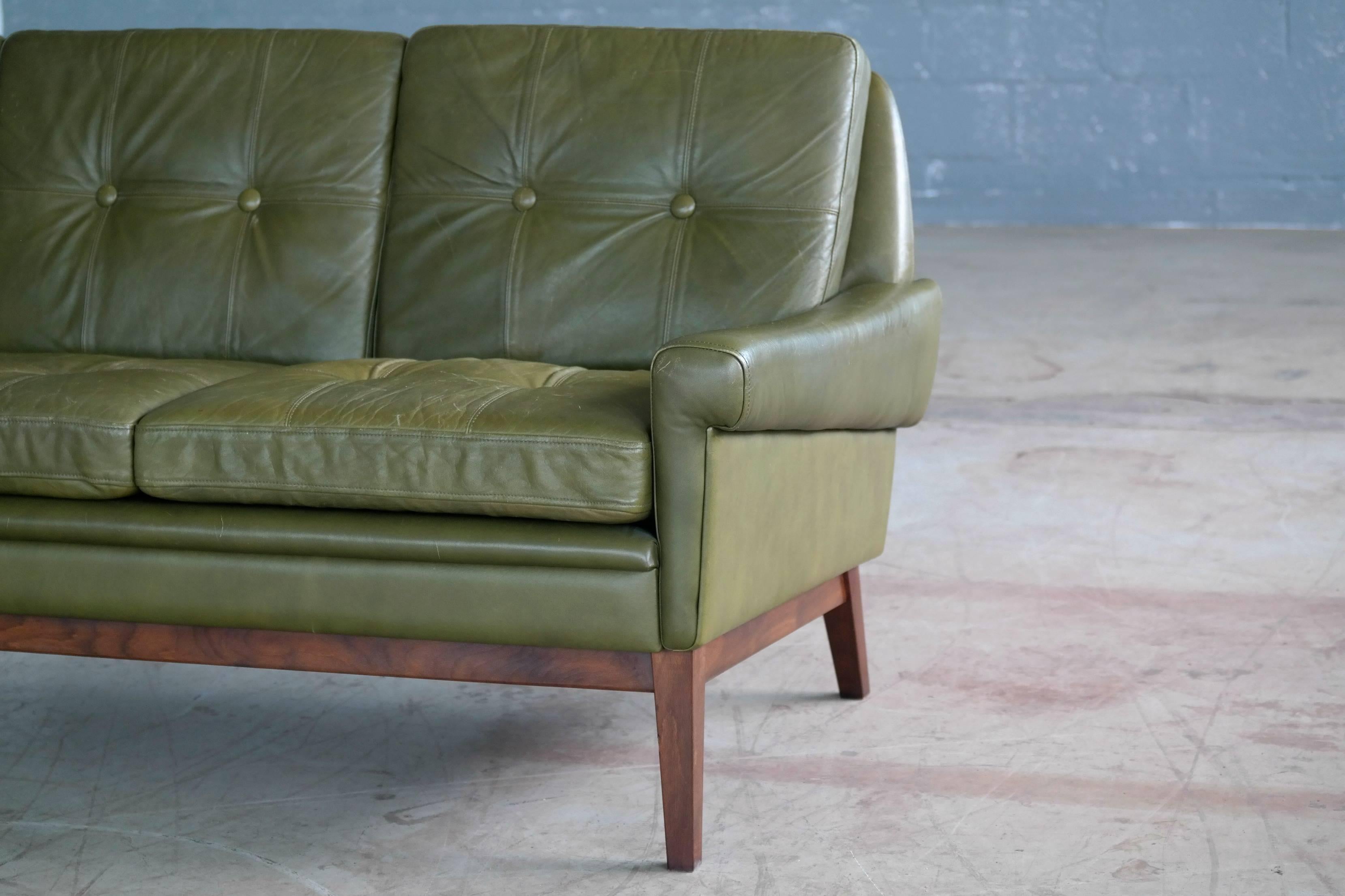 Mid-Century Modern Svend Skipper Three-Seat Sofa in Green Leather, Denmark, 1960s