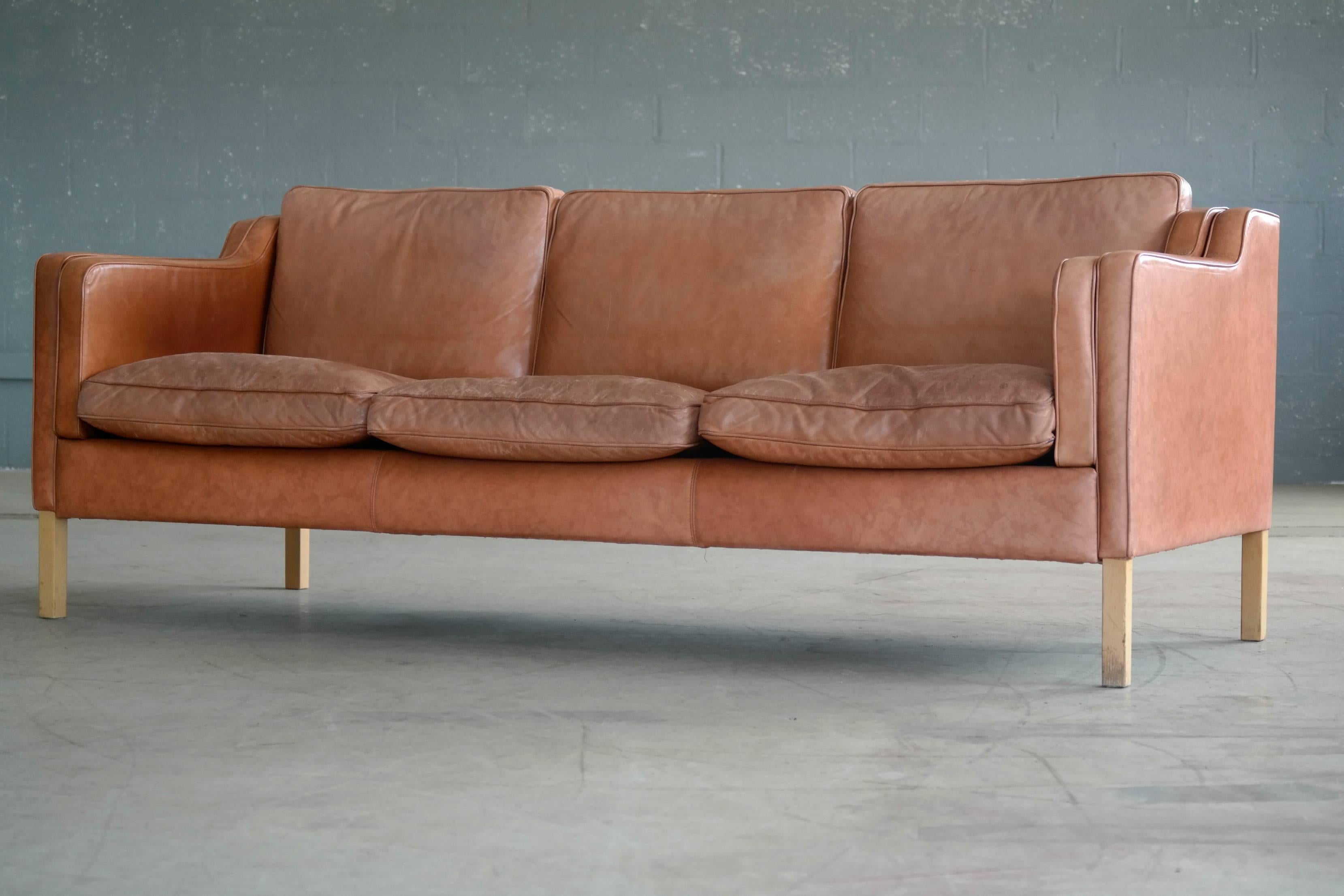Mid-Century Modern Børge Mogensen Style Sofa Model 2213 in Light Cognac Leather by Stouby Mobler