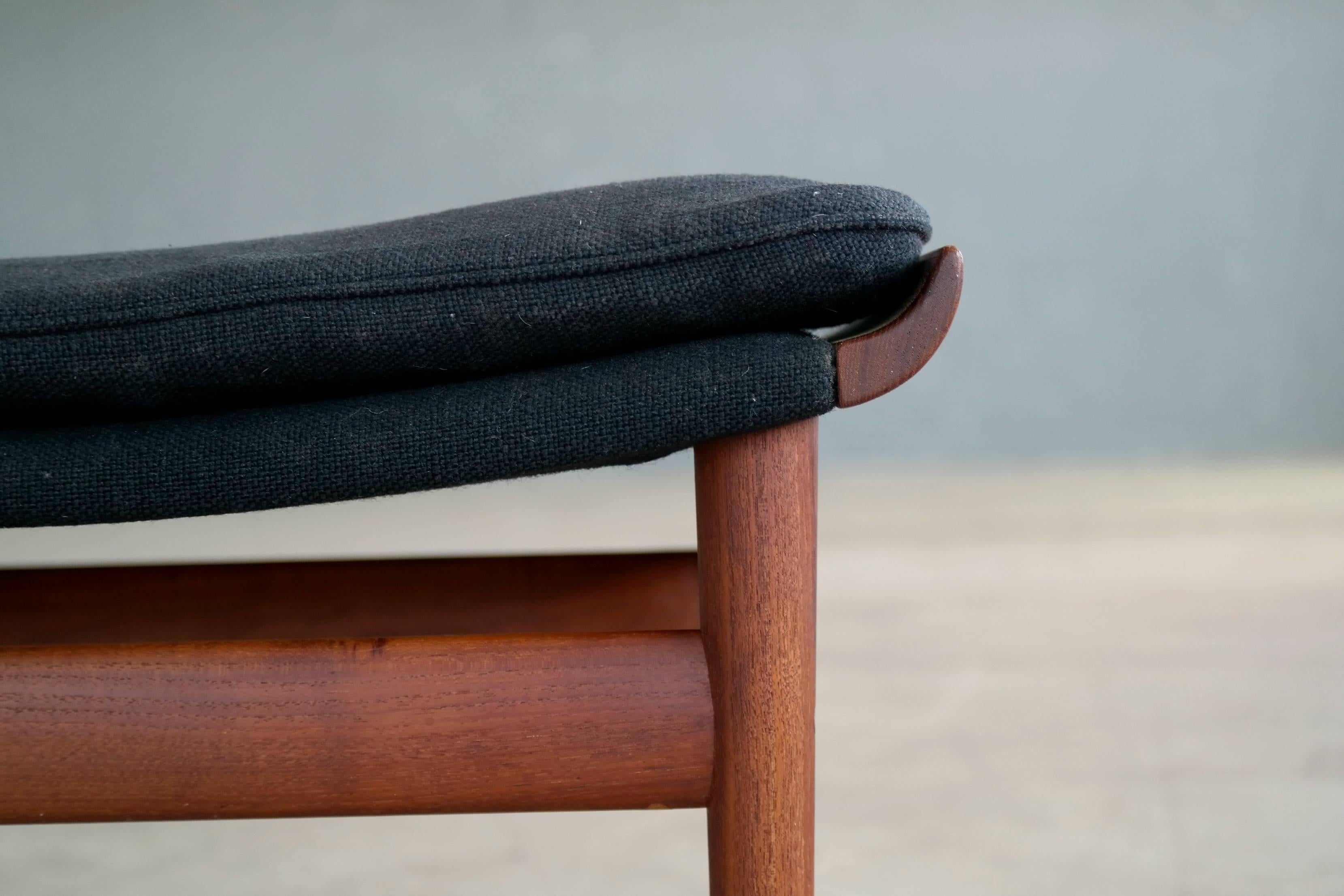 Finn Juhl Bwana Footstool or Ottoman in Teak for France & Son In Excellent Condition In Bridgeport, CT