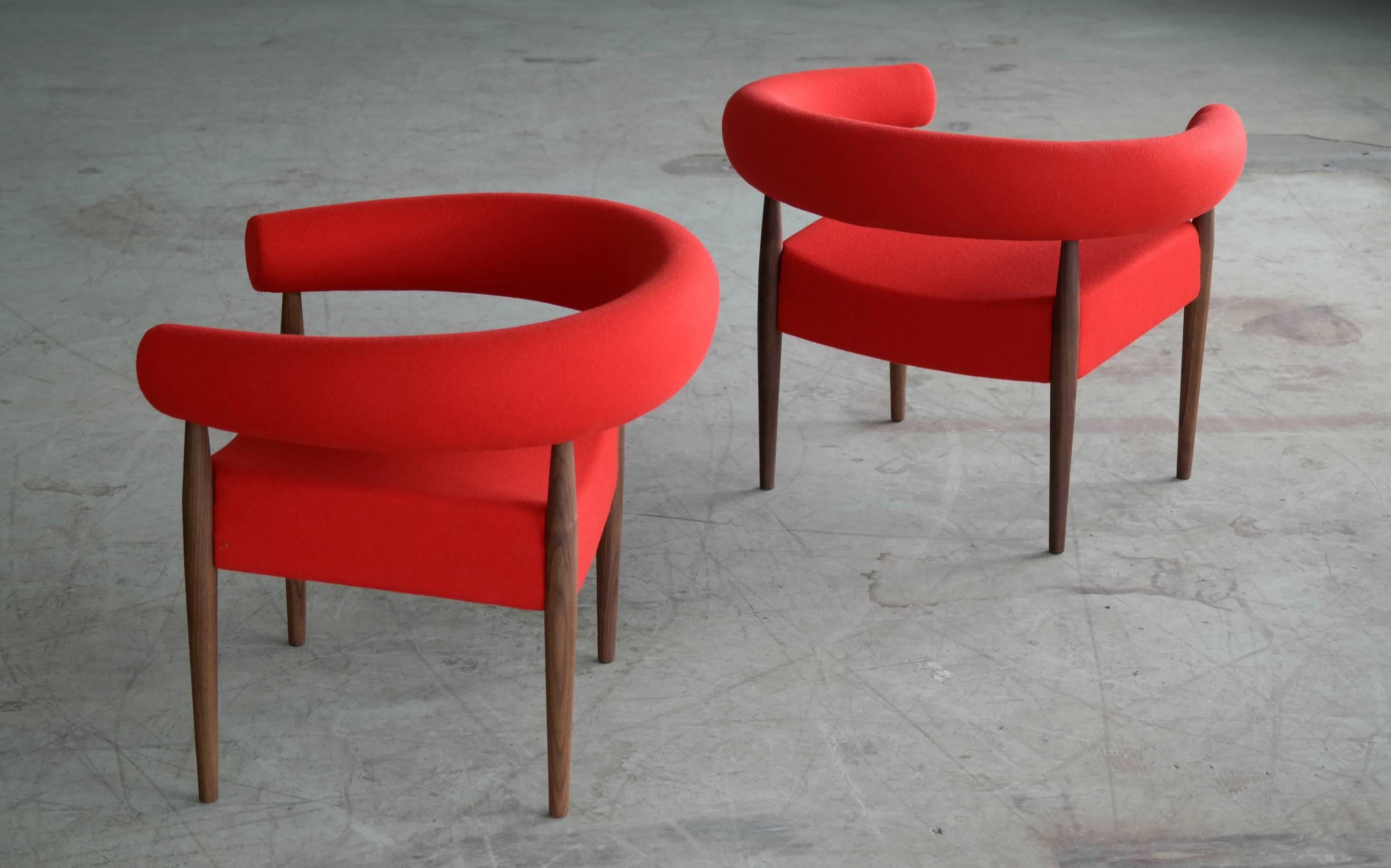 Pair of Nanna Ditzel Ring Chairs in Walnut and Wool for GETAMA In Excellent Condition In Bridgeport, CT