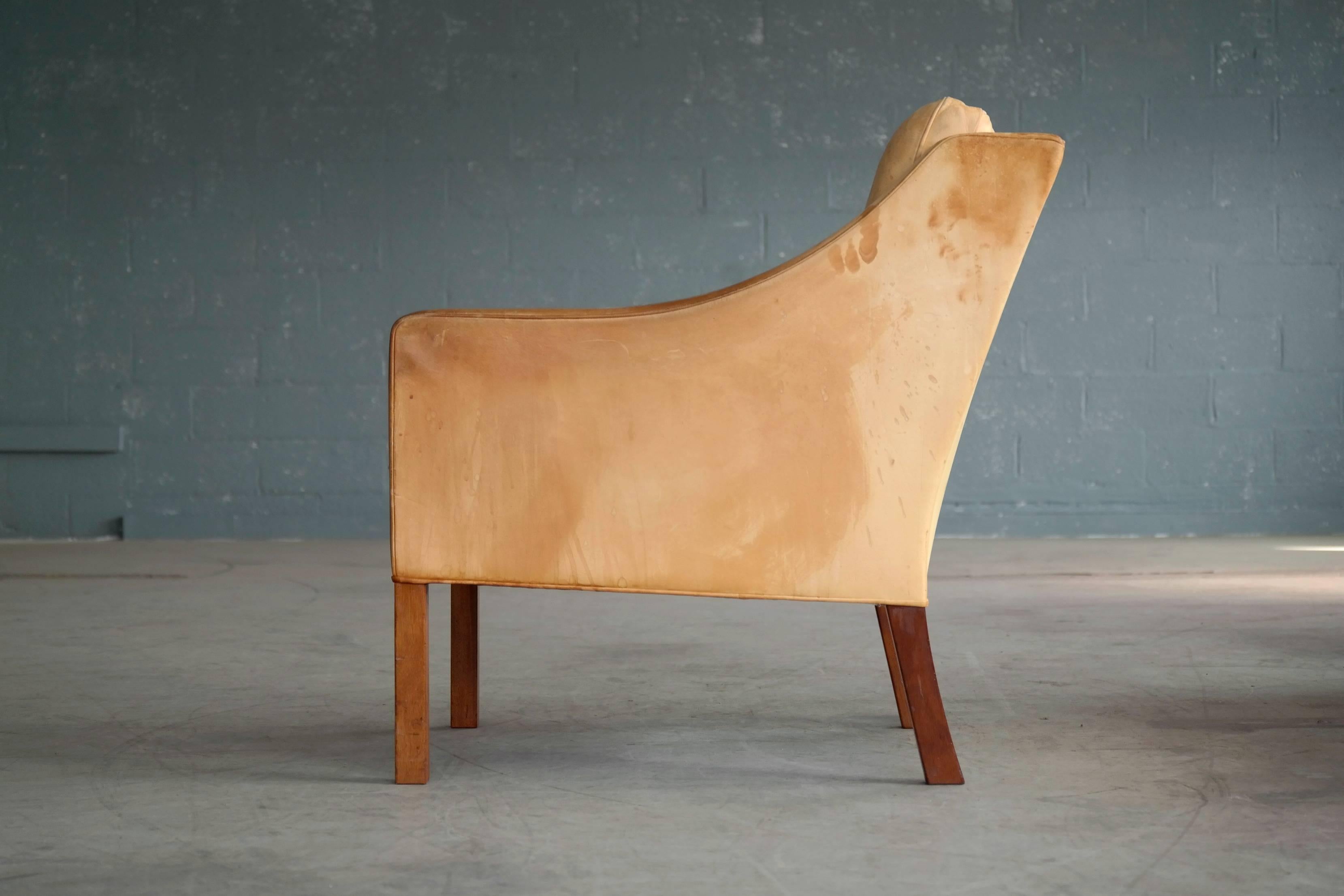 Børge Mogensen Model 2207 Lounge Chair in Butterscotch Leather for Fredericia 1