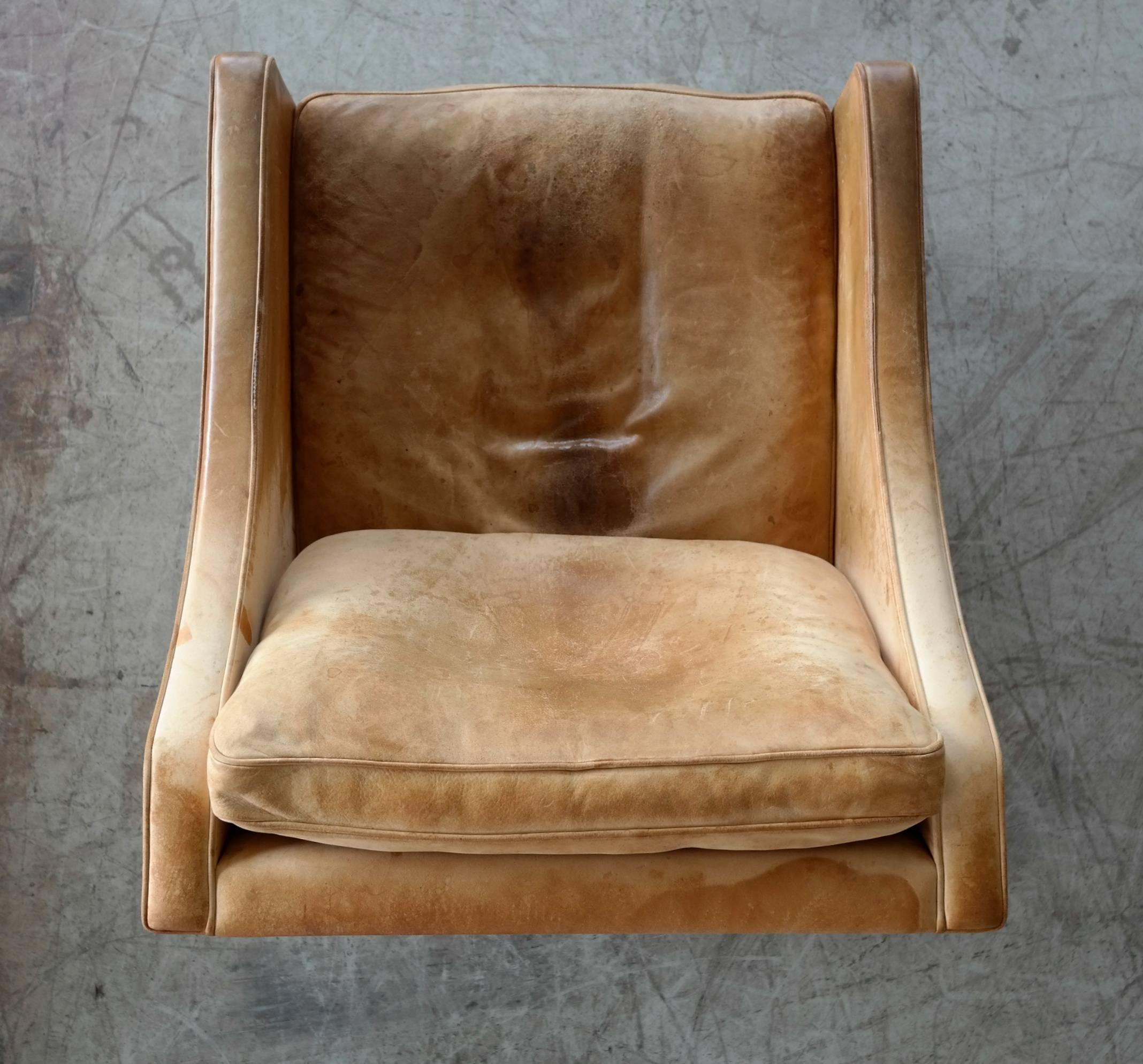 Børge Mogensen Model 2207 Lounge Chair in Butterscotch Leather for Fredericia 2