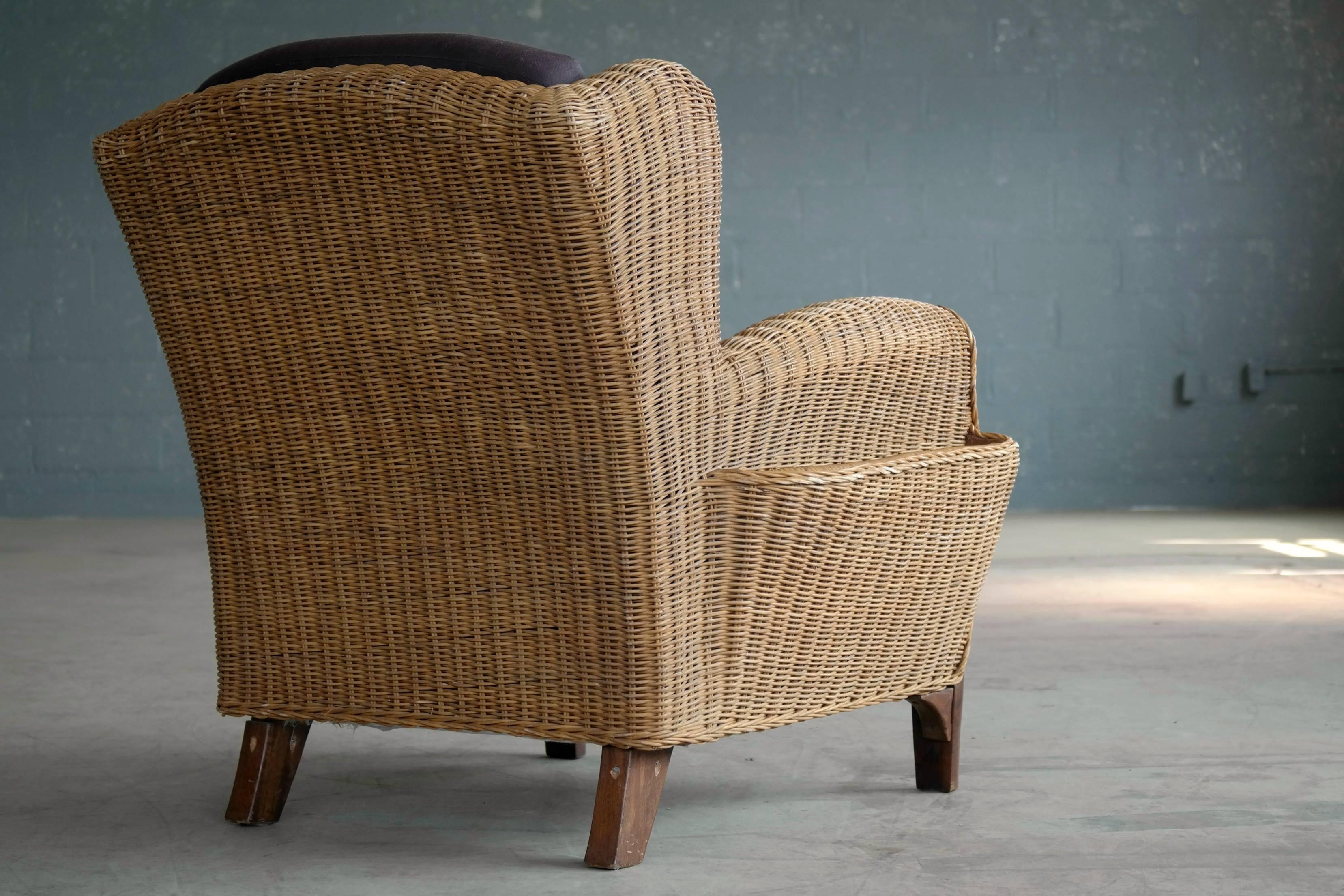 Danish Mid-Century Wicker Lounge Chair with Magazine Pockets 2