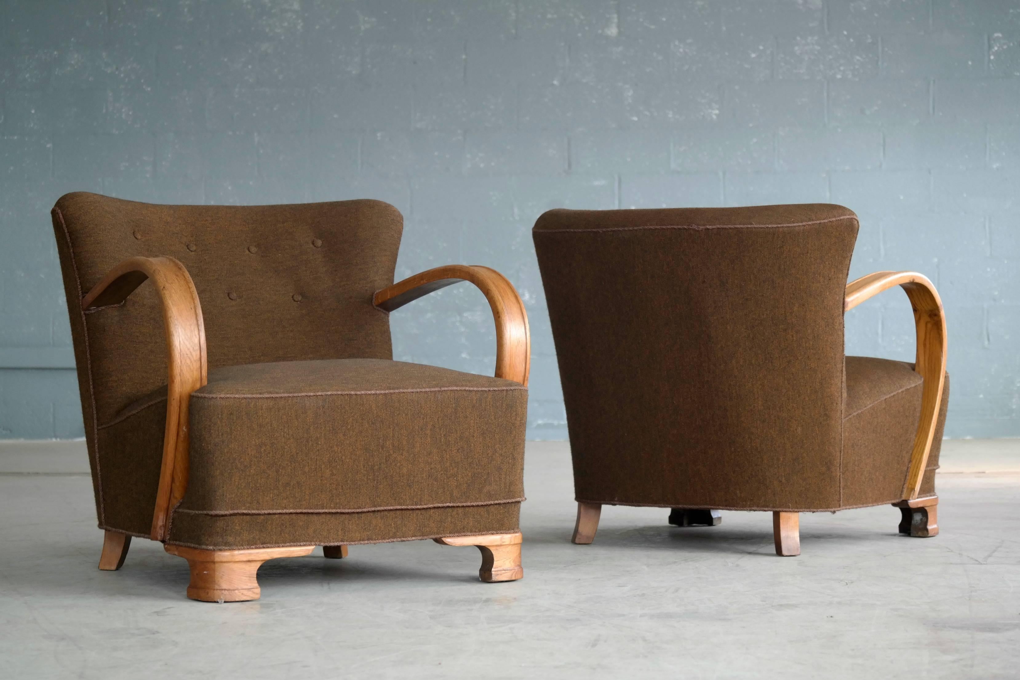 Pair of Boesen Style 1940s Art Deco Chairs Lounge Chairs in Oak and Wool 3