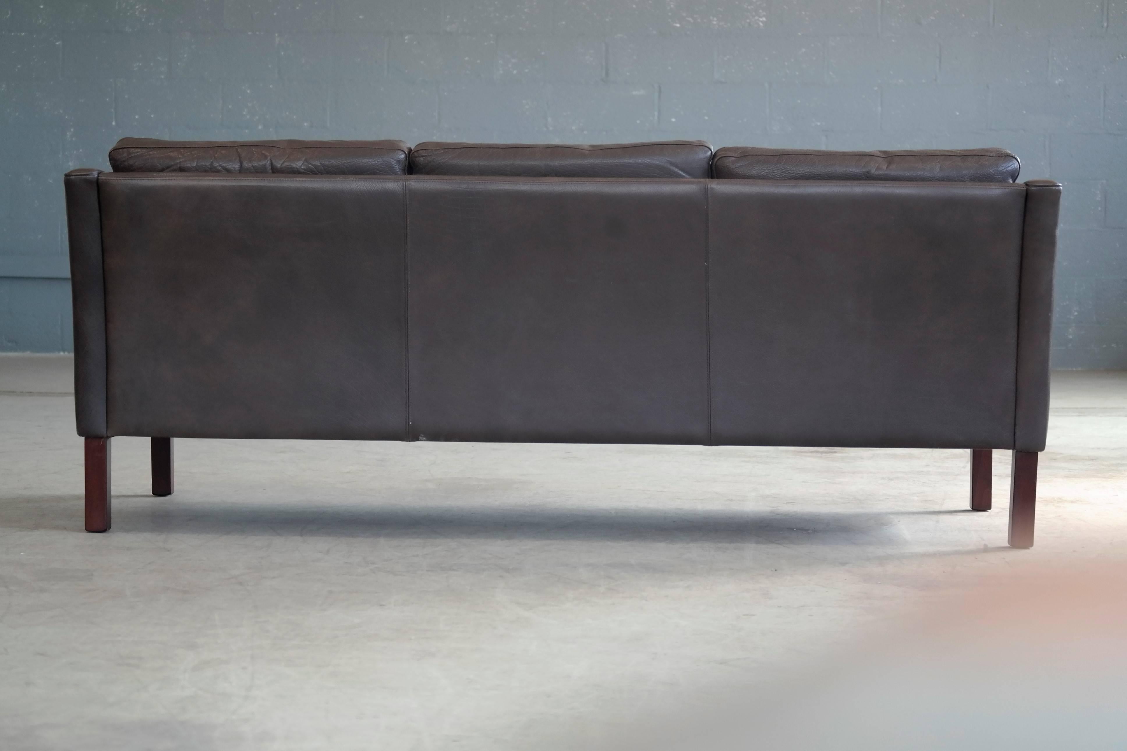 Børge Mogensen Style Sofa in Dark Espresso Down Filled Leather by Mogens Hansen In Good Condition In Bridgeport, CT