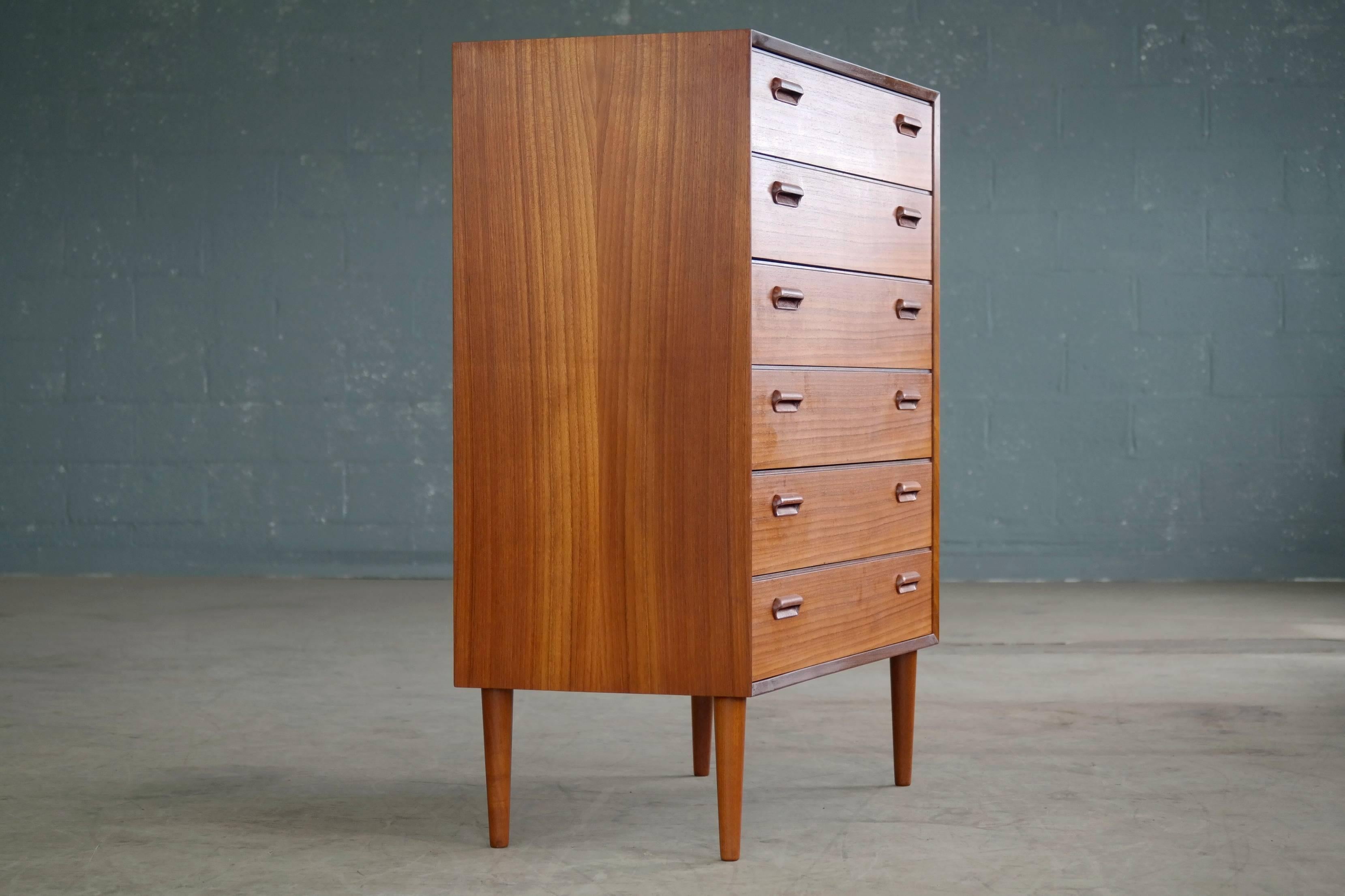 Ib Kofod-Larsen Style Teak Dresser or Chest of Drawers Danish Midcentury In Good Condition In Bridgeport, CT