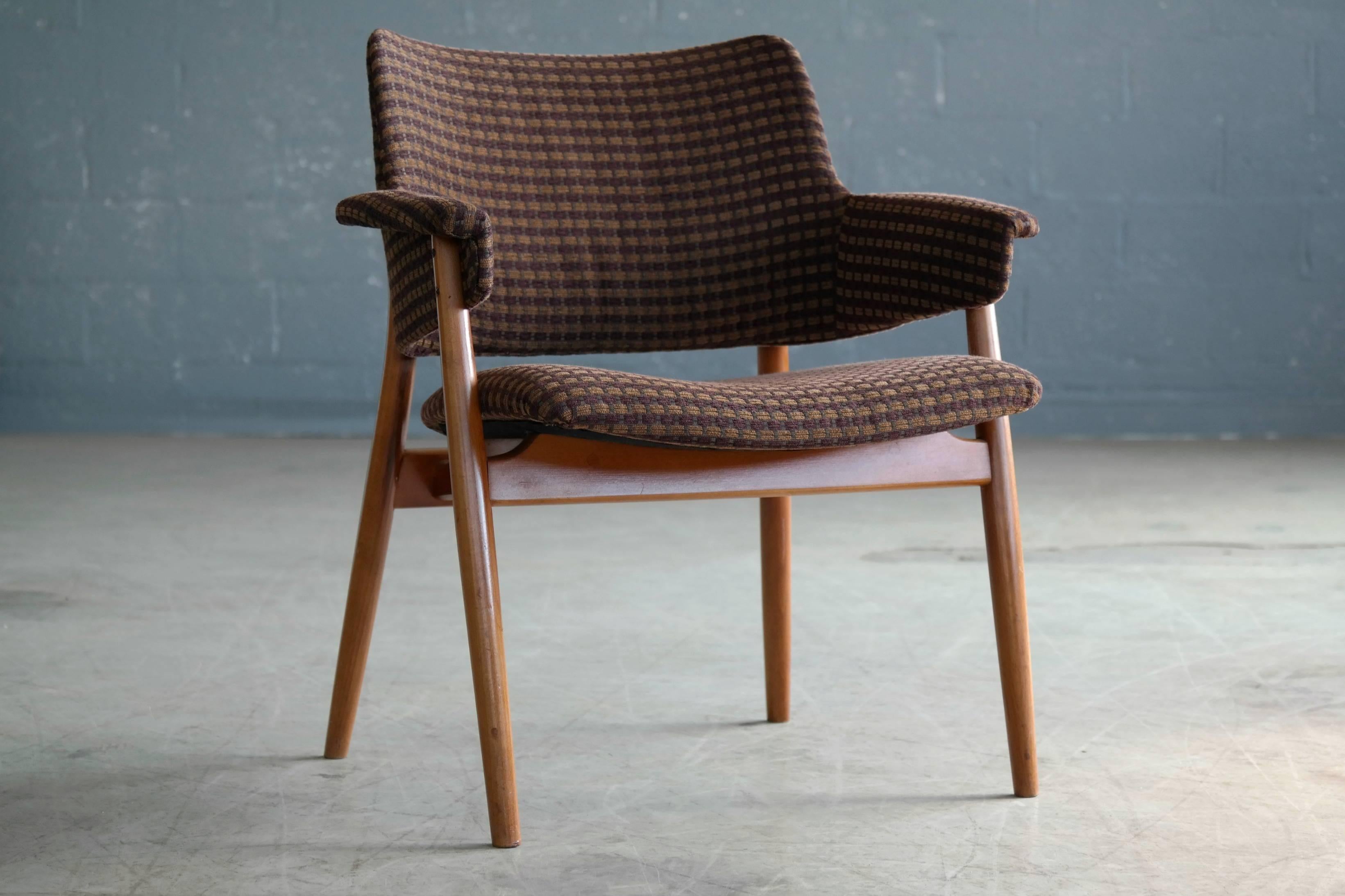 Mid-Century Modern Hans Olsen Style Lounge or Accent Chair Danish, Midcentury